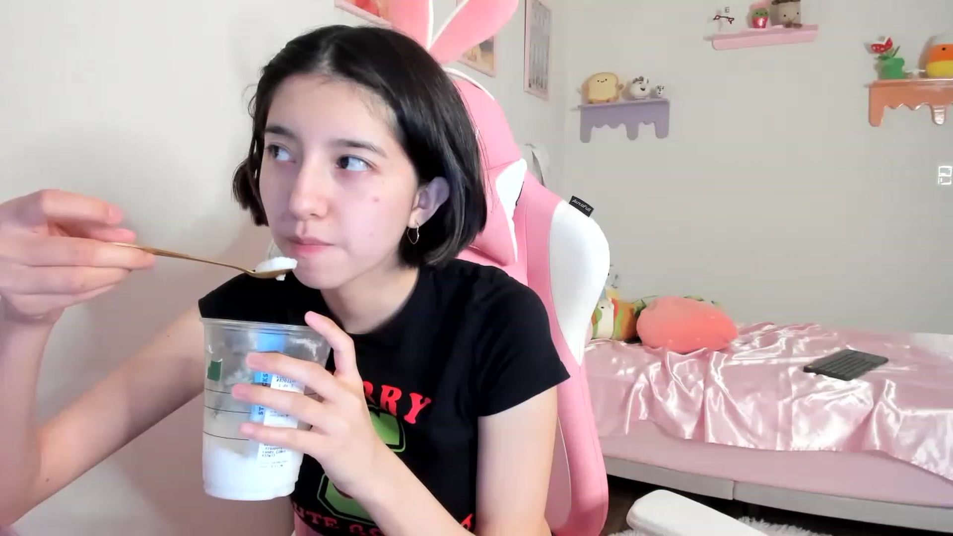 Gallery image thumbnail from Cherrycute666's myfreecams stream on, 06/11/2023, 05:38 image 15 of 20