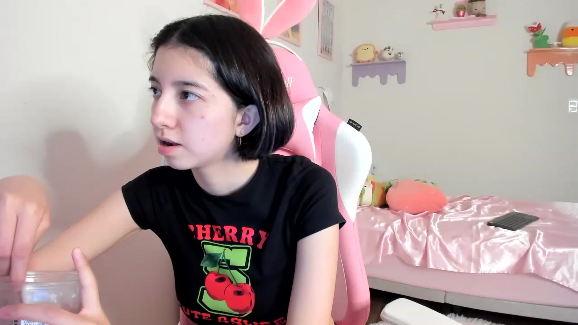 Gallery image thumbnail from Cherrycute666's myfreecams stream on, 06/11/2023, 05:38 image 14 of 20