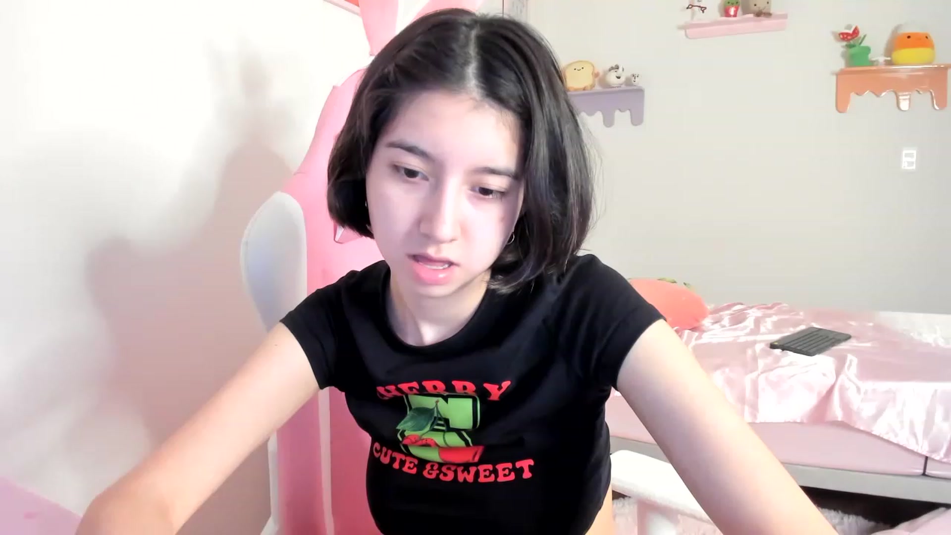 Gallery image thumbnail from Cherrycute666's myfreecams stream on, 06/11/2023, 07:09 image 4 of 20
