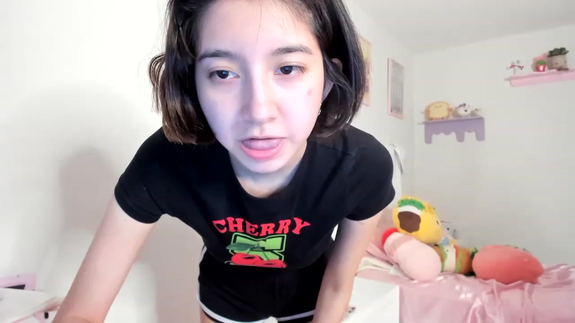 Gallery image thumbnail from Cherrycute666's myfreecams stream on, 06/11/2023, 09:52 image 1 of 20