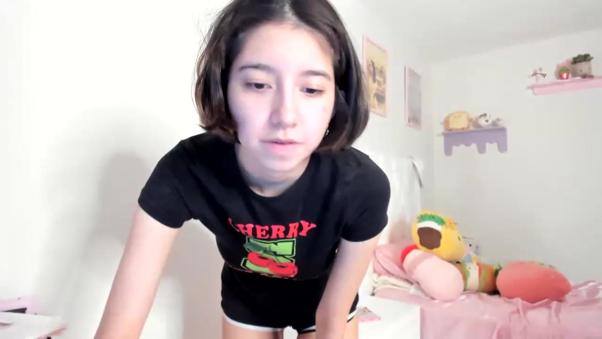 Gallery image thumbnail from Cherrycute666's myfreecams stream on, 06/11/2023, 09:52 image 19 of 20
