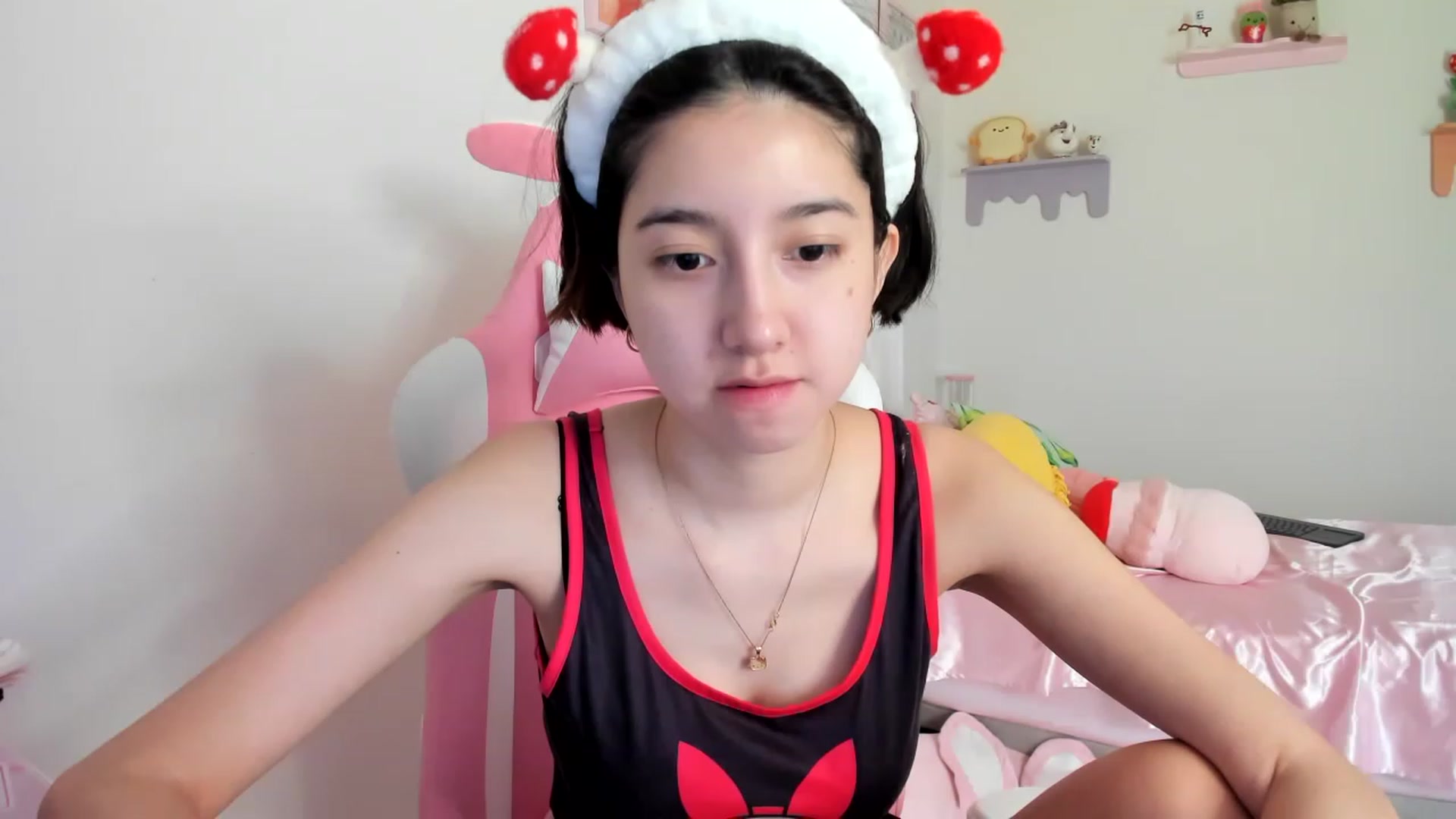 Gallery image thumbnail from Cherrycute666's myfreecams stream on, 06/11/2023, 23:23 image 3 of 20
