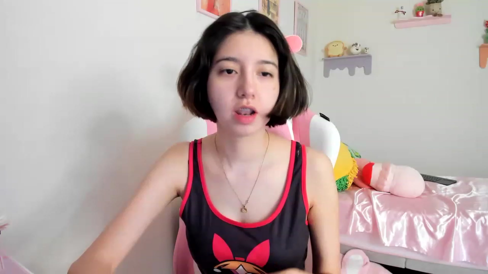 Gallery image thumbnail from Cherrycute666's myfreecams stream on, 06/11/2023, 23:23 image 15 of 20