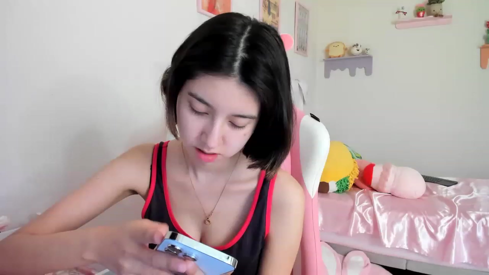 Gallery image thumbnail from Cherrycute666's myfreecams stream on, 06/11/2023, 23:23 image 7 of 20