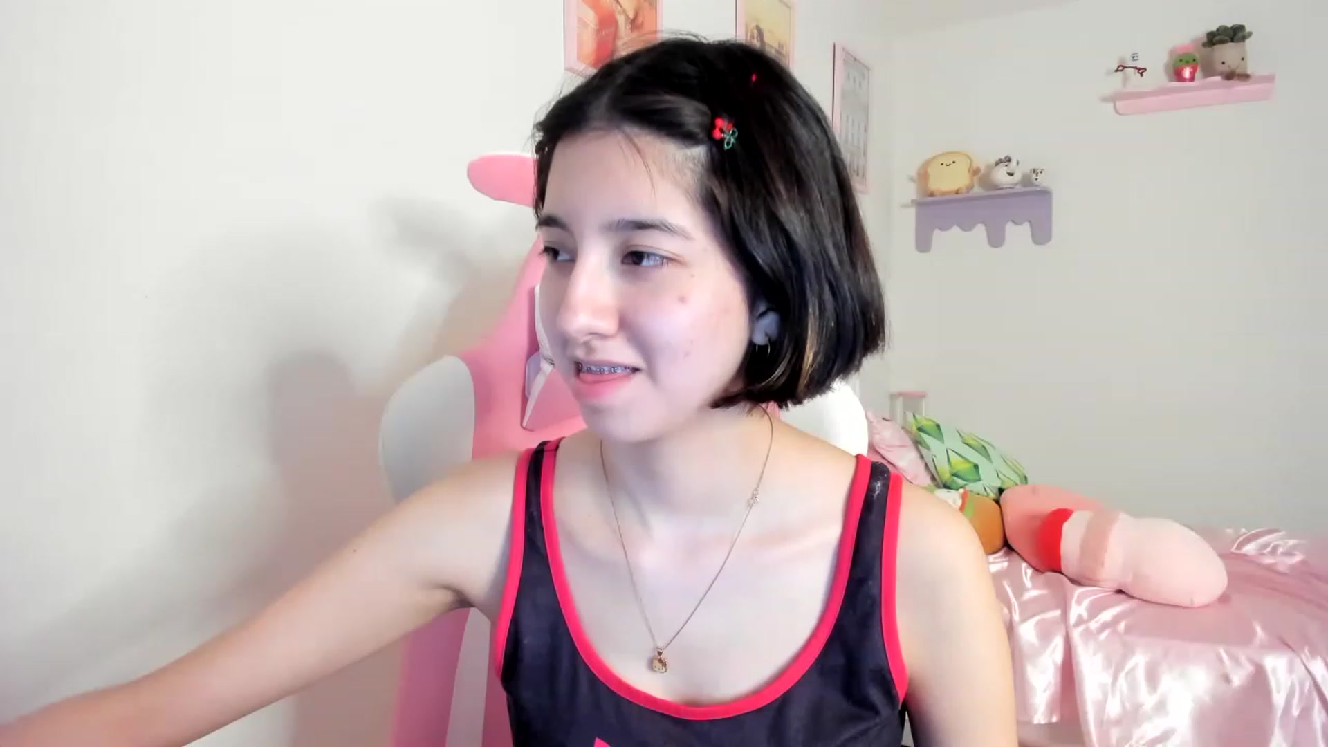 Gallery image thumbnail from Cherrycute666's myfreecams stream on, 06/12/2023, 03:51 image 11 of 20