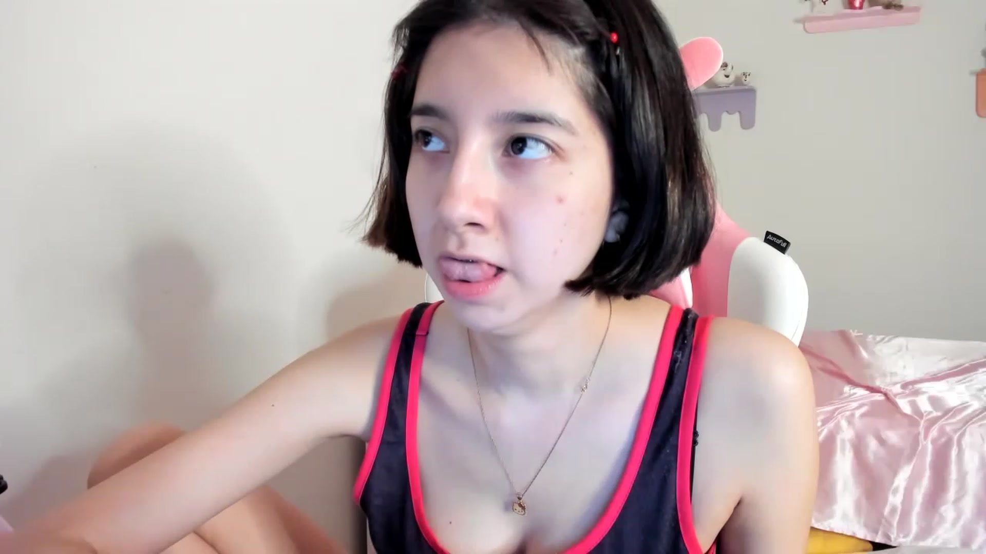 Gallery image thumbnail from Cherrycute666's myfreecams stream on, 06/12/2023, 04:49 image 13 of 20