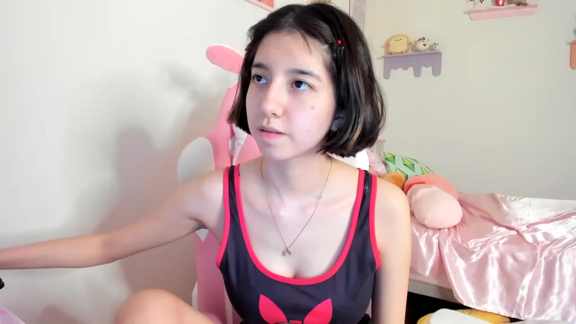 Gallery image thumbnail from Cherrycute666's myfreecams stream on, 06/12/2023, 04:49 image 14 of 20