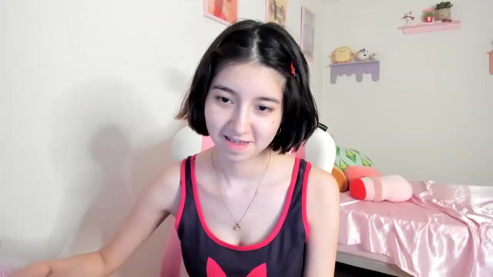 Gallery image thumbnail from Cherrycute666's myfreecams stream on, 06/12/2023, 04:49 image 20 of 20