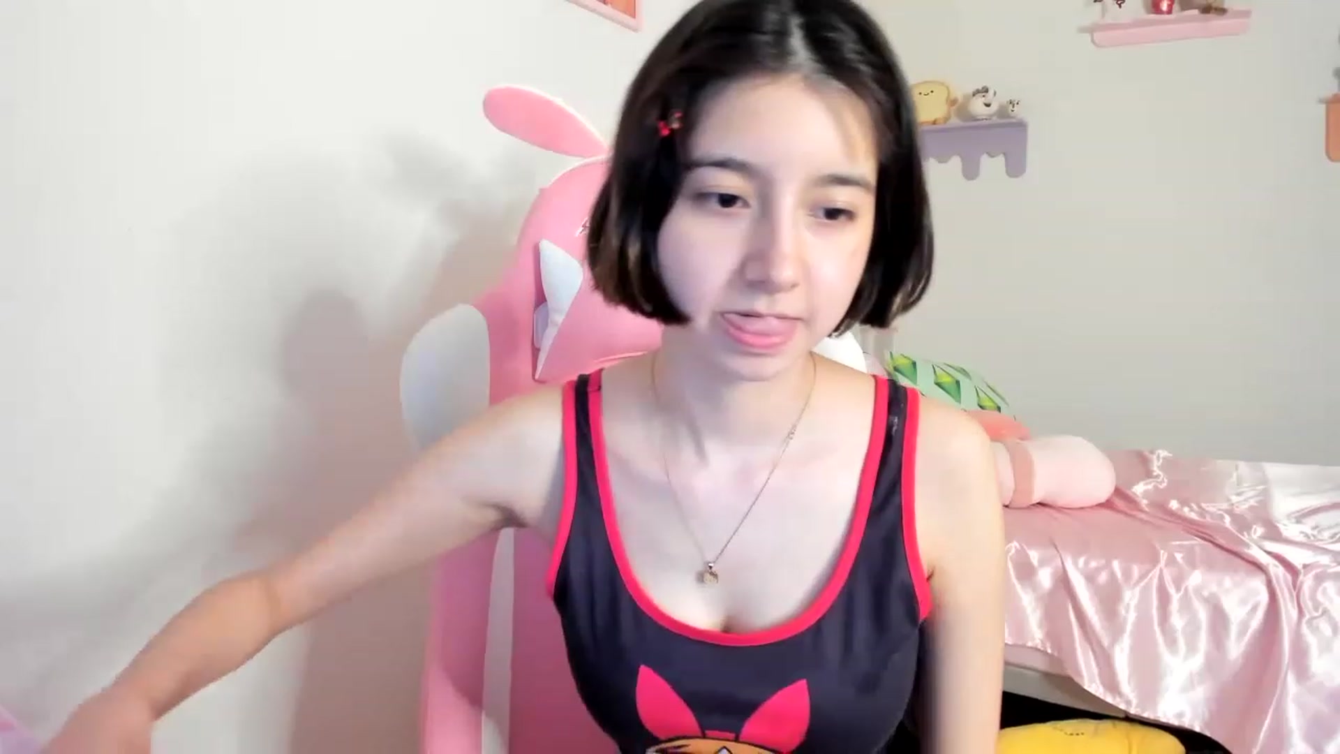 Gallery image thumbnail from Cherrycute666's myfreecams stream on, 06/12/2023, 04:49 image 17 of 20