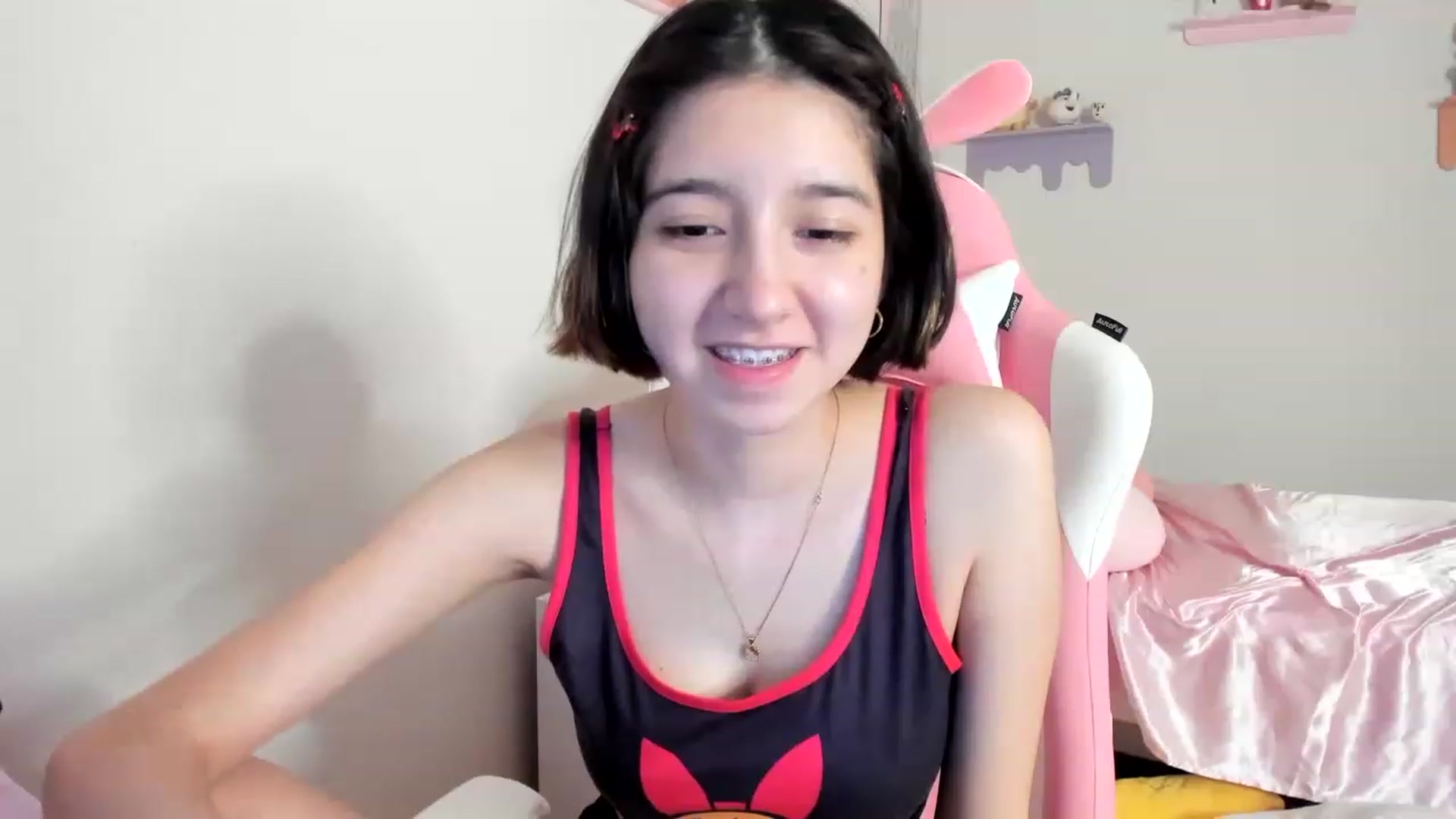 Gallery image thumbnail from Cherrycute666's myfreecams stream on, 06/12/2023, 04:49 image 7 of 20