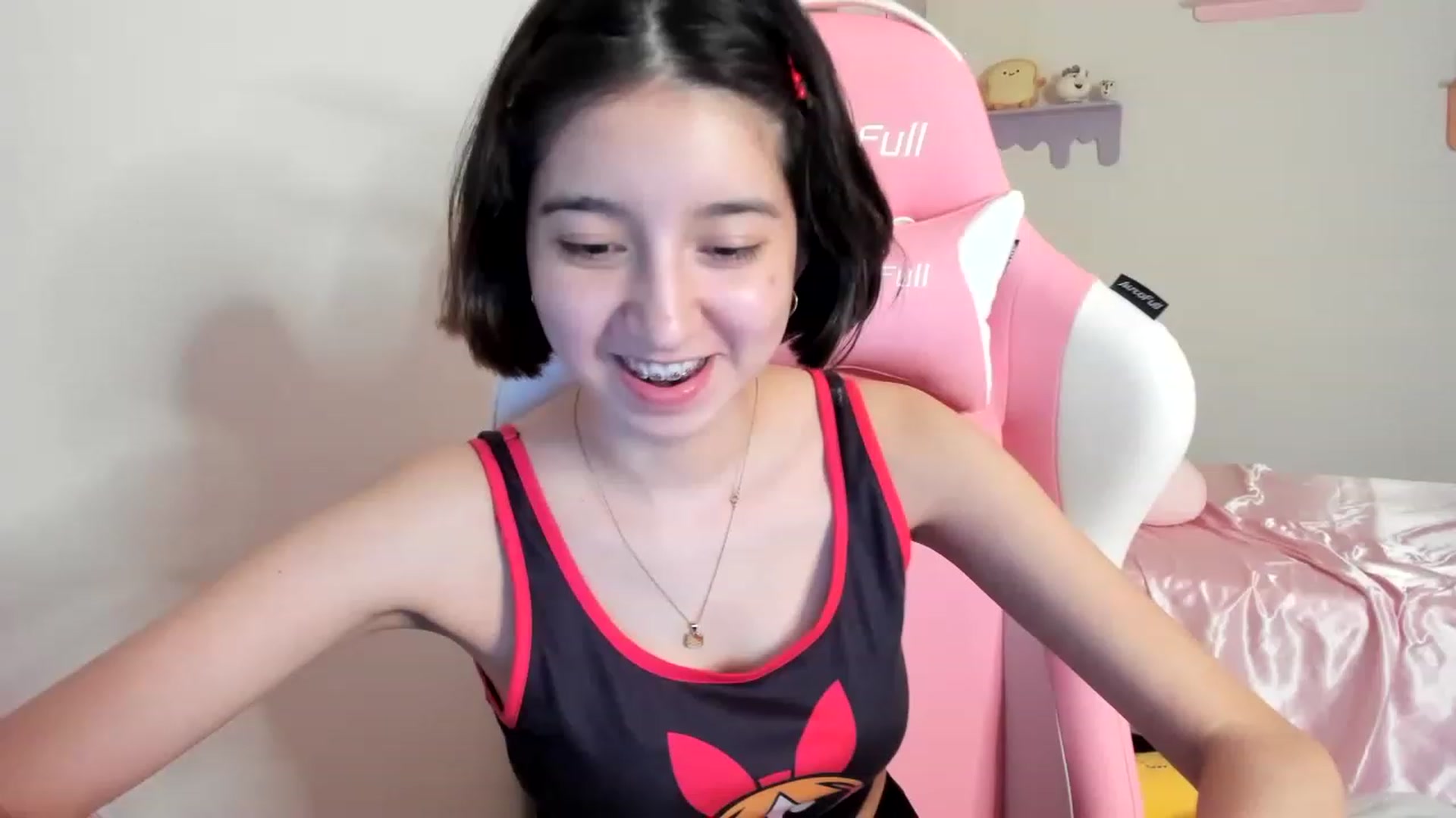 Gallery image thumbnail from Cherrycute666's myfreecams stream on, 06/12/2023, 06:30 image 5 of 20