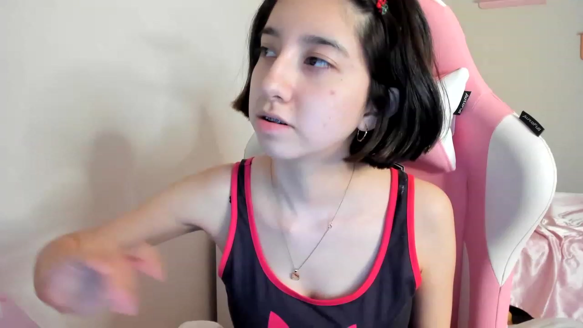 Gallery image thumbnail from Cherrycute666's myfreecams stream on, 06/12/2023, 06:30 image 4 of 20