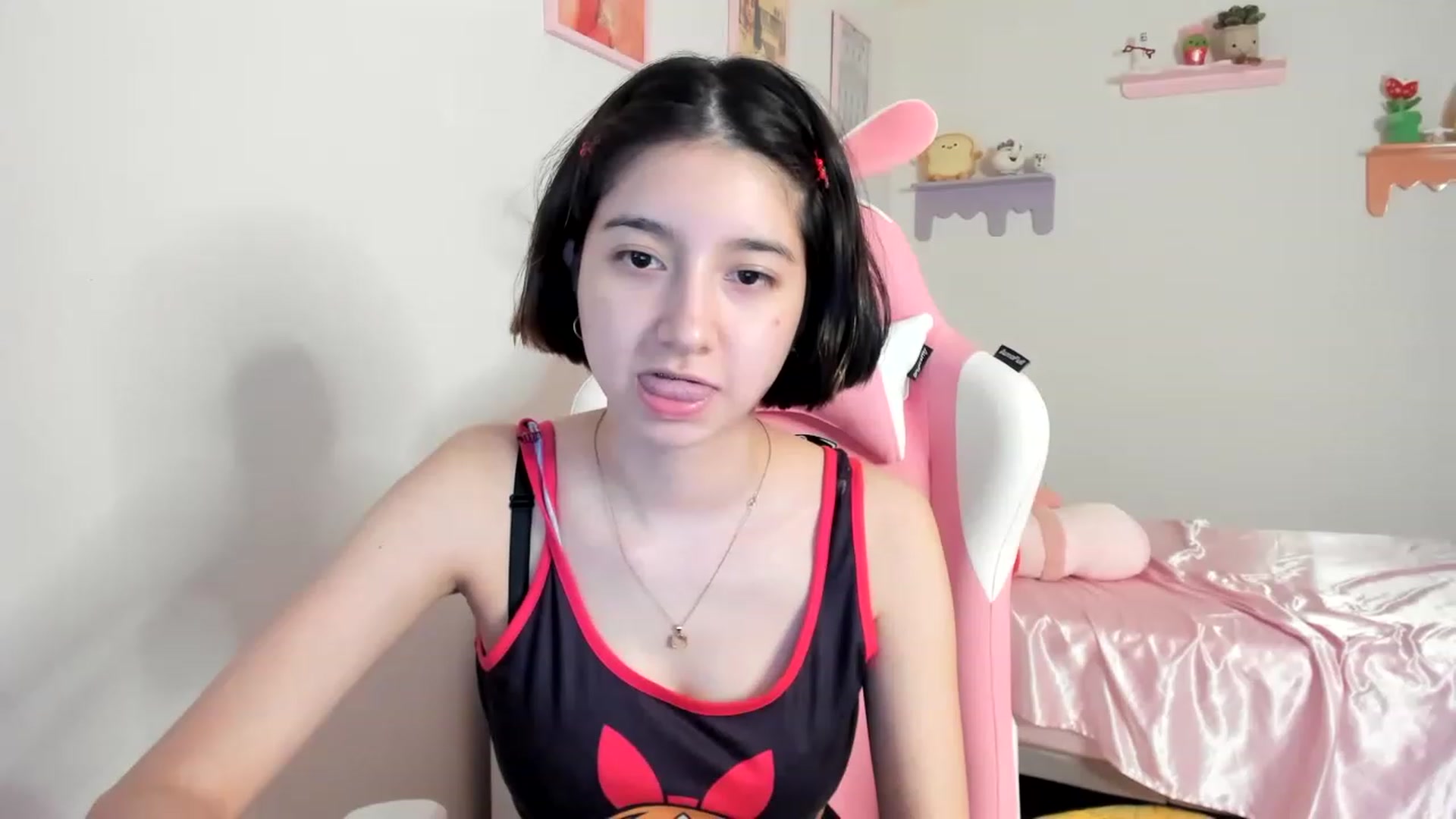 Gallery image thumbnail from Cherrycute666's myfreecams stream on, 06/12/2023, 06:30 image 18 of 20