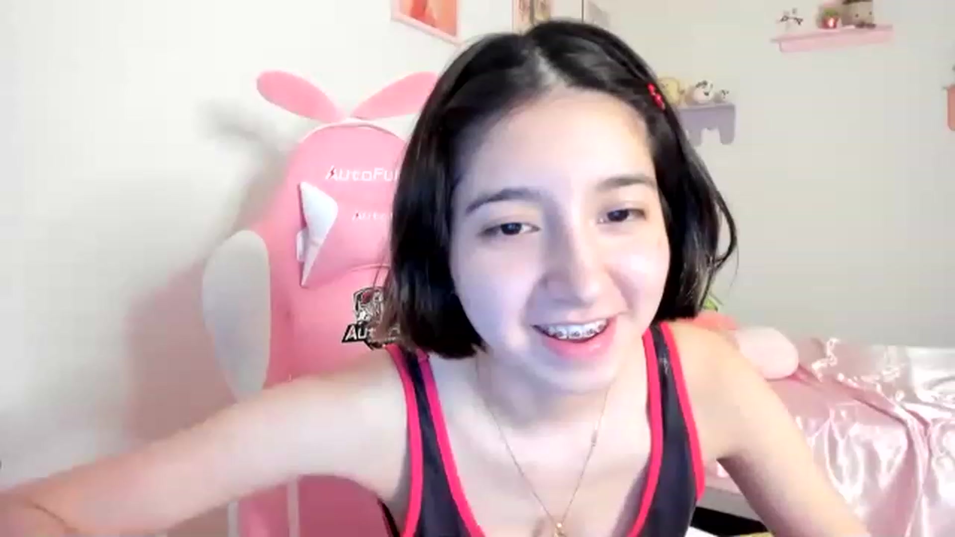 Gallery image thumbnail from Cherrycute666's myfreecams stream on, 06/12/2023, 06:30 image 1 of 20