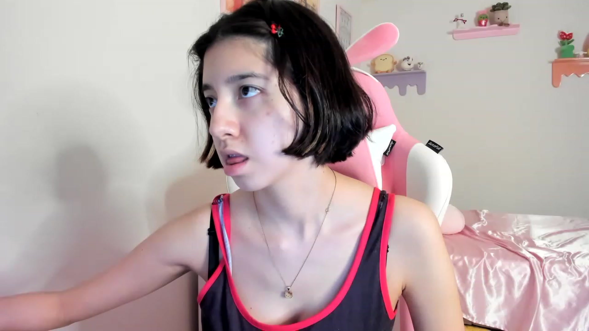 Gallery image thumbnail from Cherrycute666's myfreecams stream on, 06/12/2023, 06:30 image 20 of 20