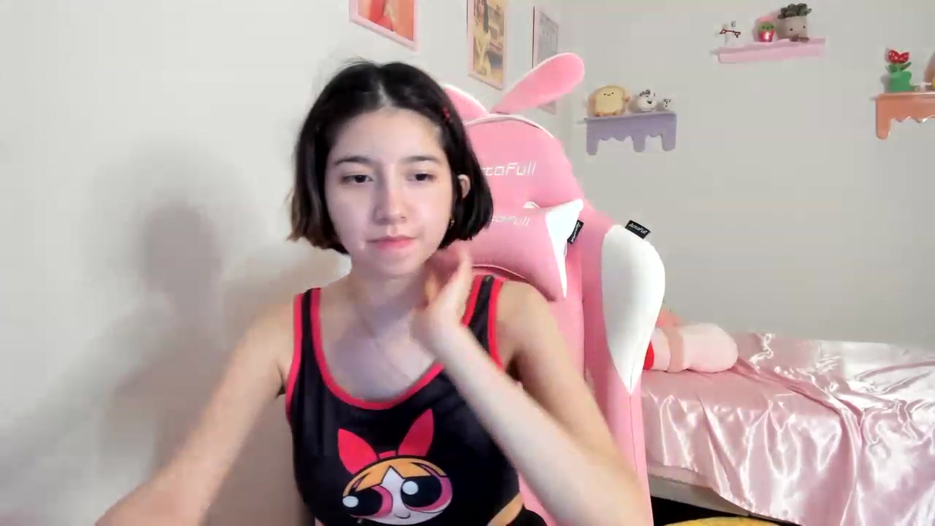 Gallery image thumbnail from Cherrycute666's myfreecams stream on, 06/12/2023, 07:47 image 7 of 20
