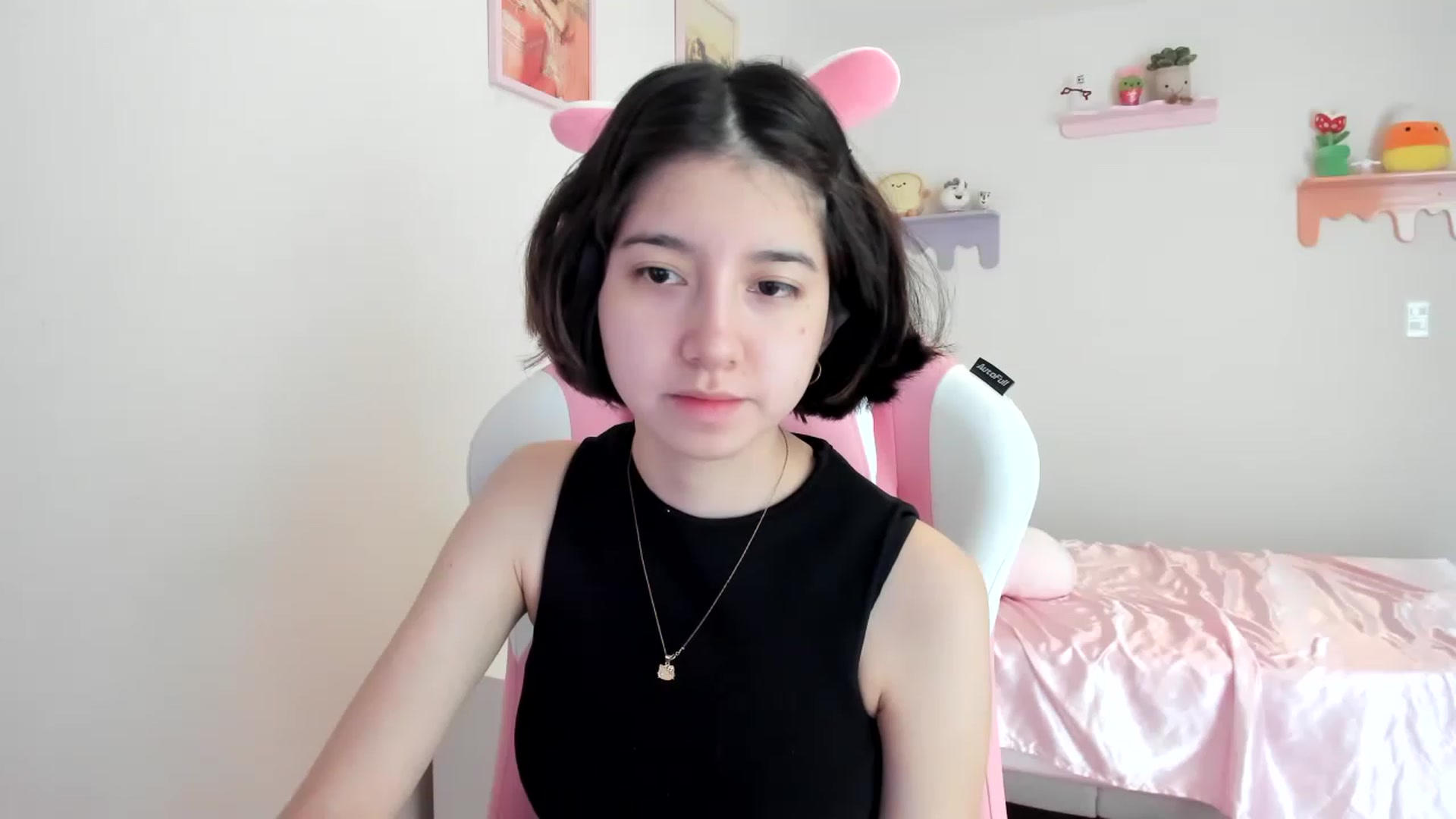 Gallery image thumbnail from Cherrycute666's myfreecams stream on, 06/12/2023, 18:28 image 19 of 20