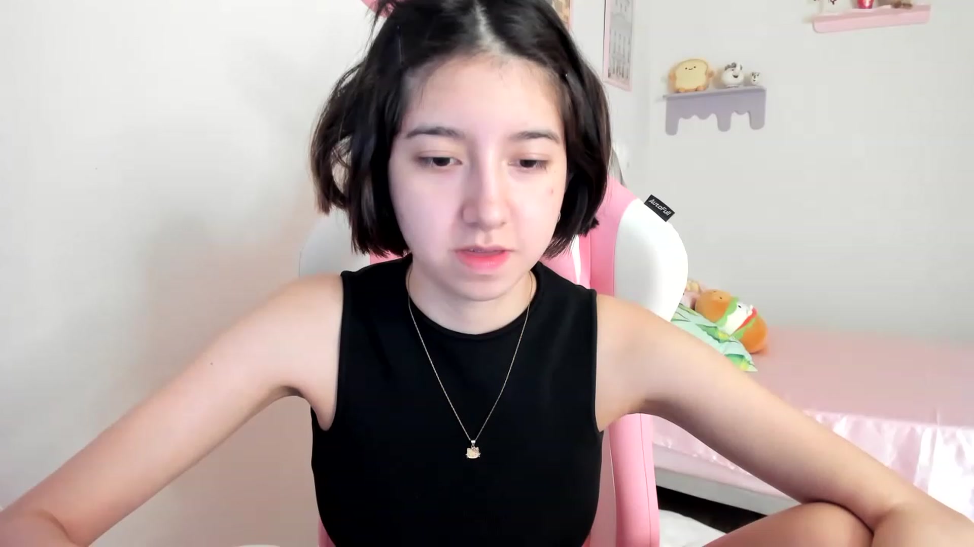 Gallery image thumbnail from Cherrycute666's myfreecams stream on, 06/13/2023, 24:42 image 14 of 20