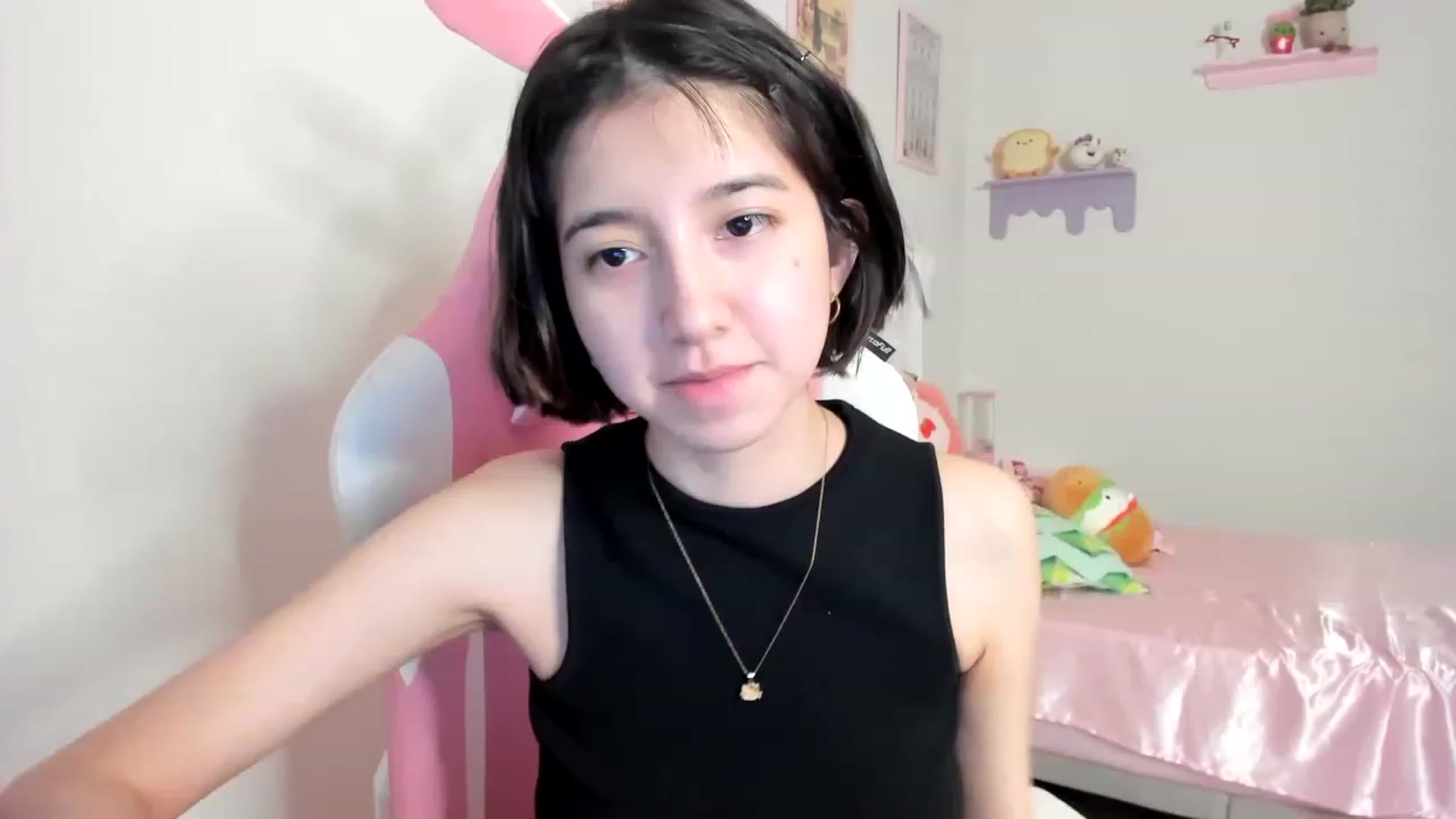 Gallery image thumbnail from Cherrycute666's myfreecams stream on, 06/13/2023, 04:28 image 11 of 20