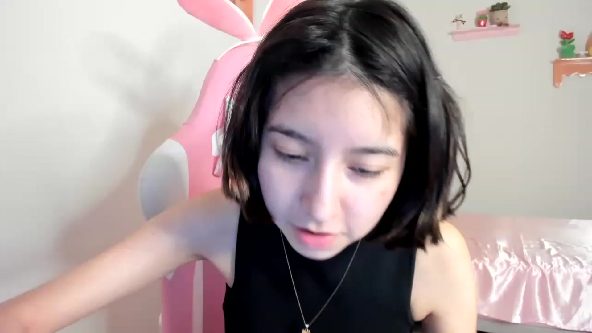 Gallery image thumbnail from Cherrycute666's myfreecams stream on, 06/13/2023, 04:28 image 6 of 20