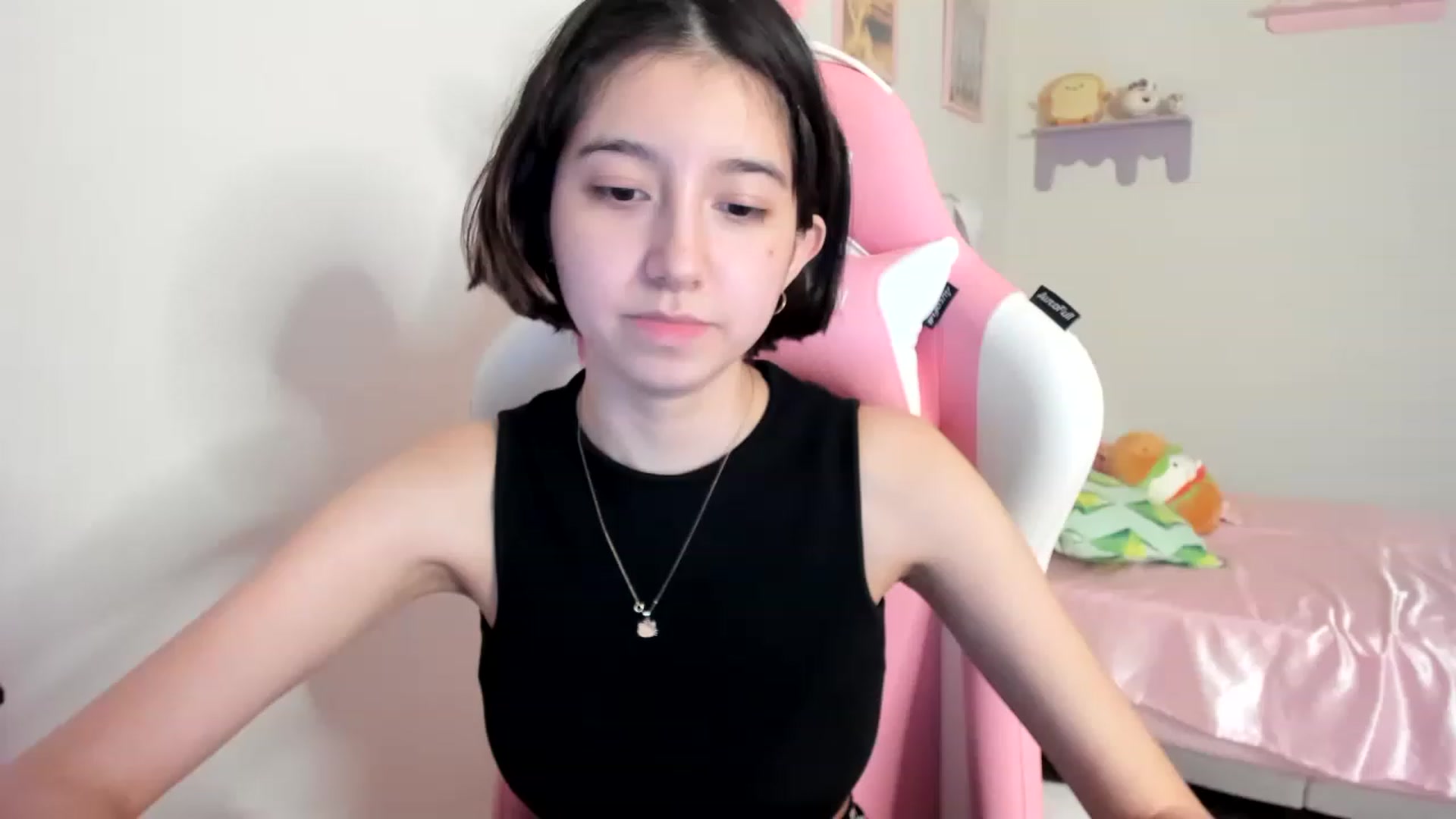 Gallery image thumbnail from Cherrycute666's myfreecams stream on, 06/13/2023, 05:38 image 20 of 20