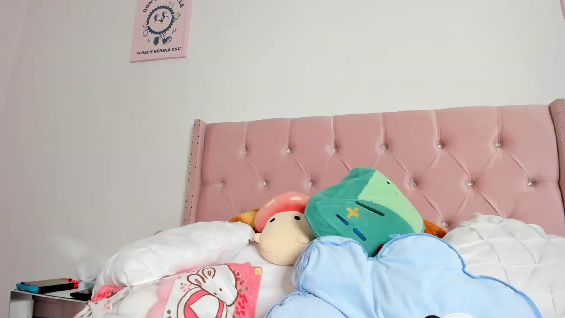 Gallery image thumbnail from Cherrycute666's myfreecams stream on, 06/13/2023, 08:00 image 3 of 20