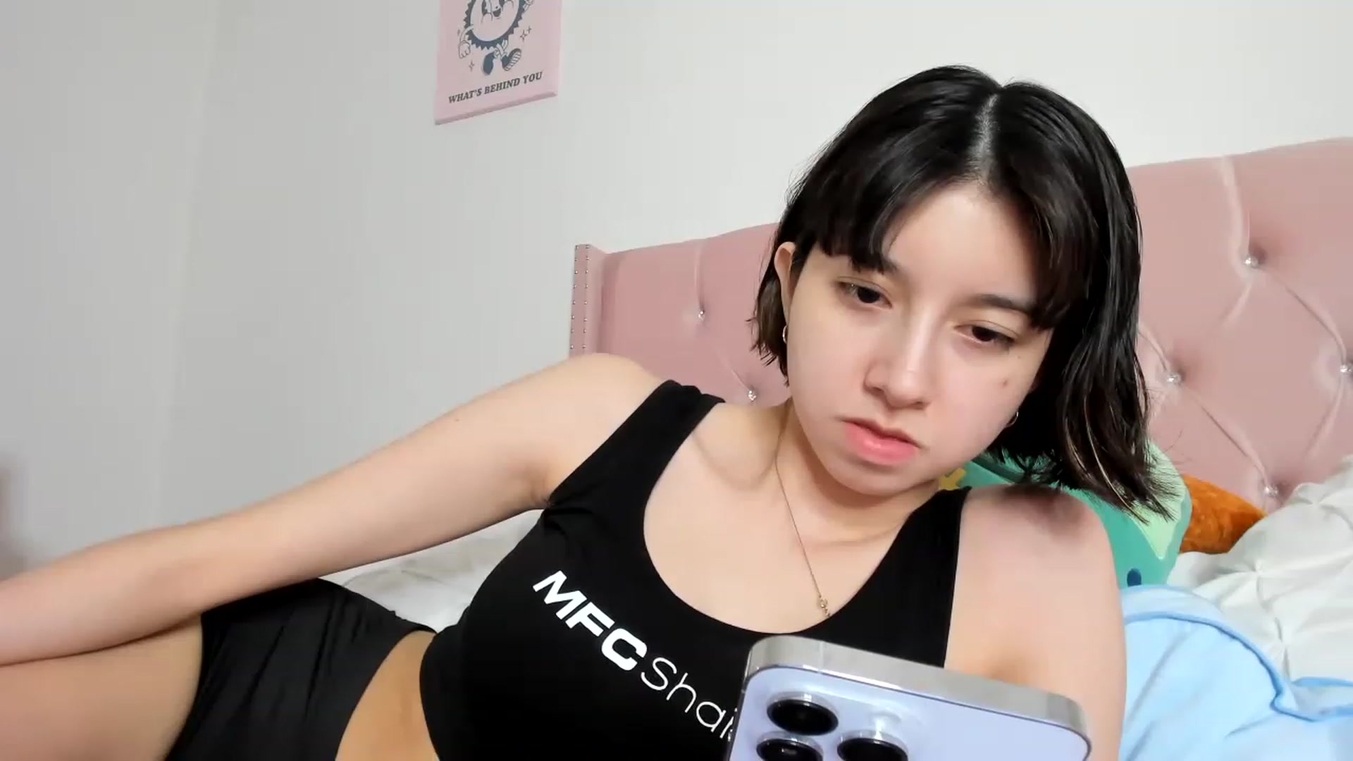 Gallery image thumbnail from Cherrycute666's myfreecams stream on, 06/13/2023, 08:00 image 7 of 20