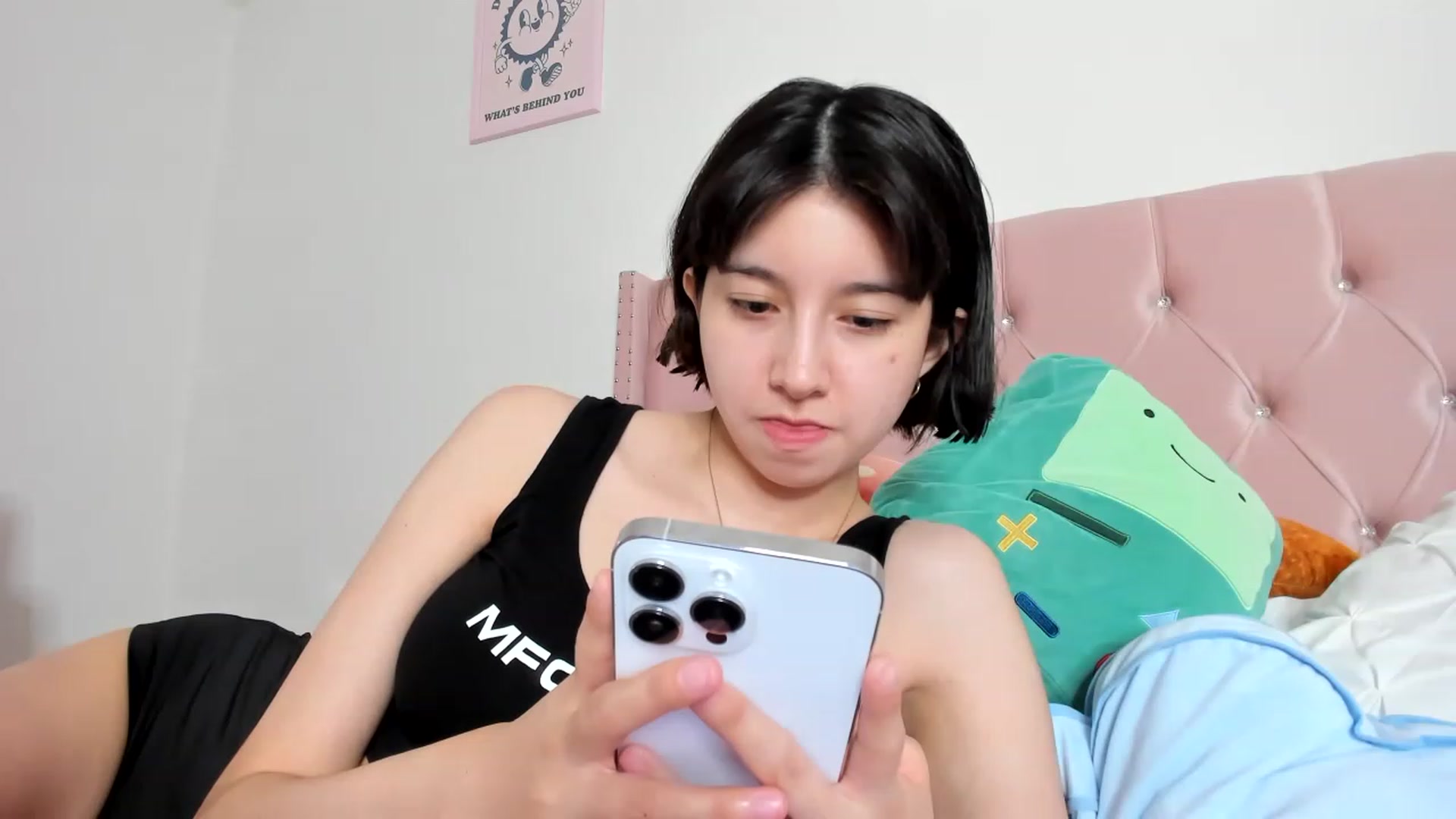 Gallery image thumbnail from Cherrycute666's myfreecams stream on, 06/13/2023, 08:00 image 19 of 20