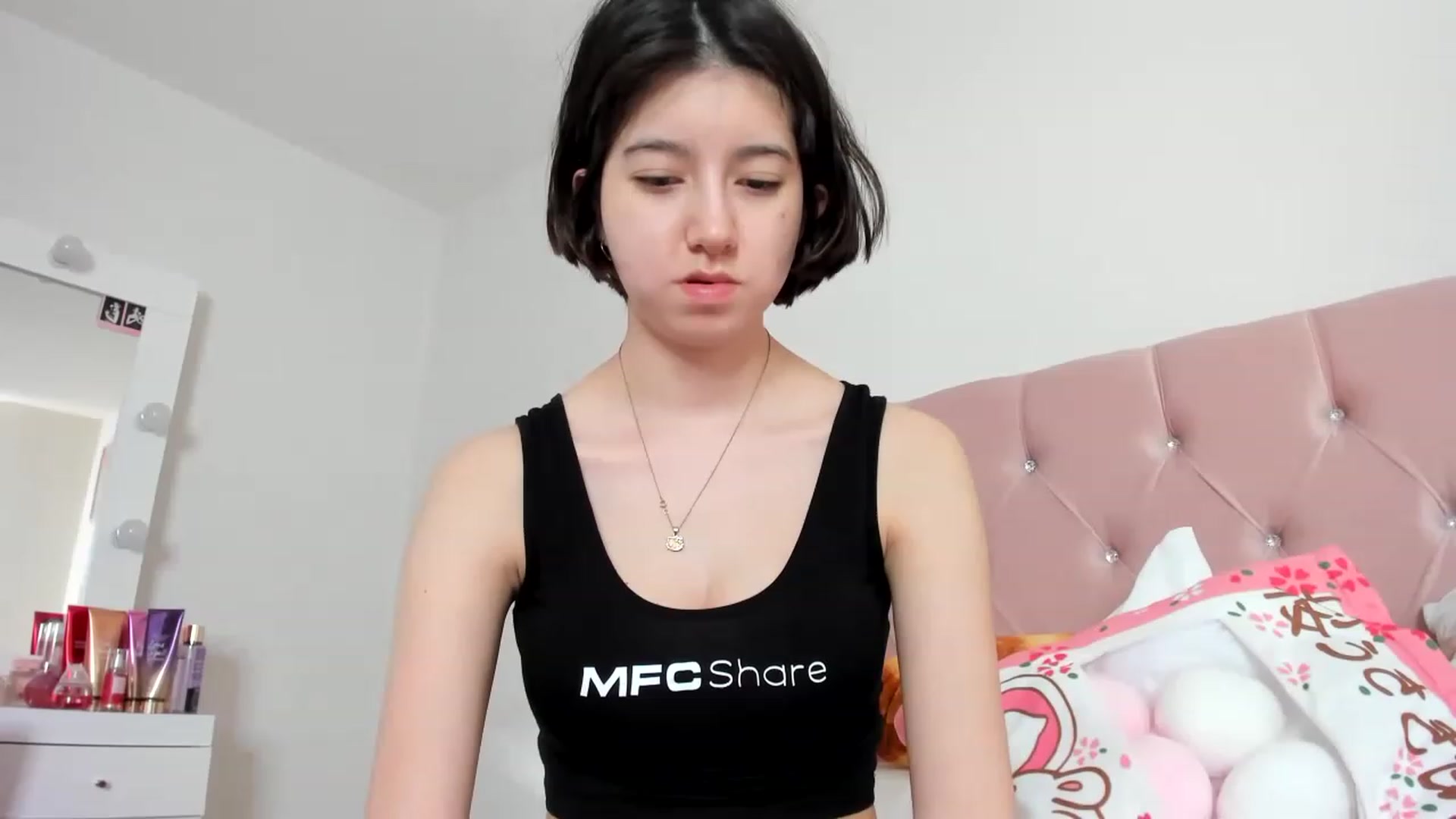 Gallery image thumbnail from Cherrycute666's myfreecams stream on, 06/13/2023, 19:52 image 2 of 20