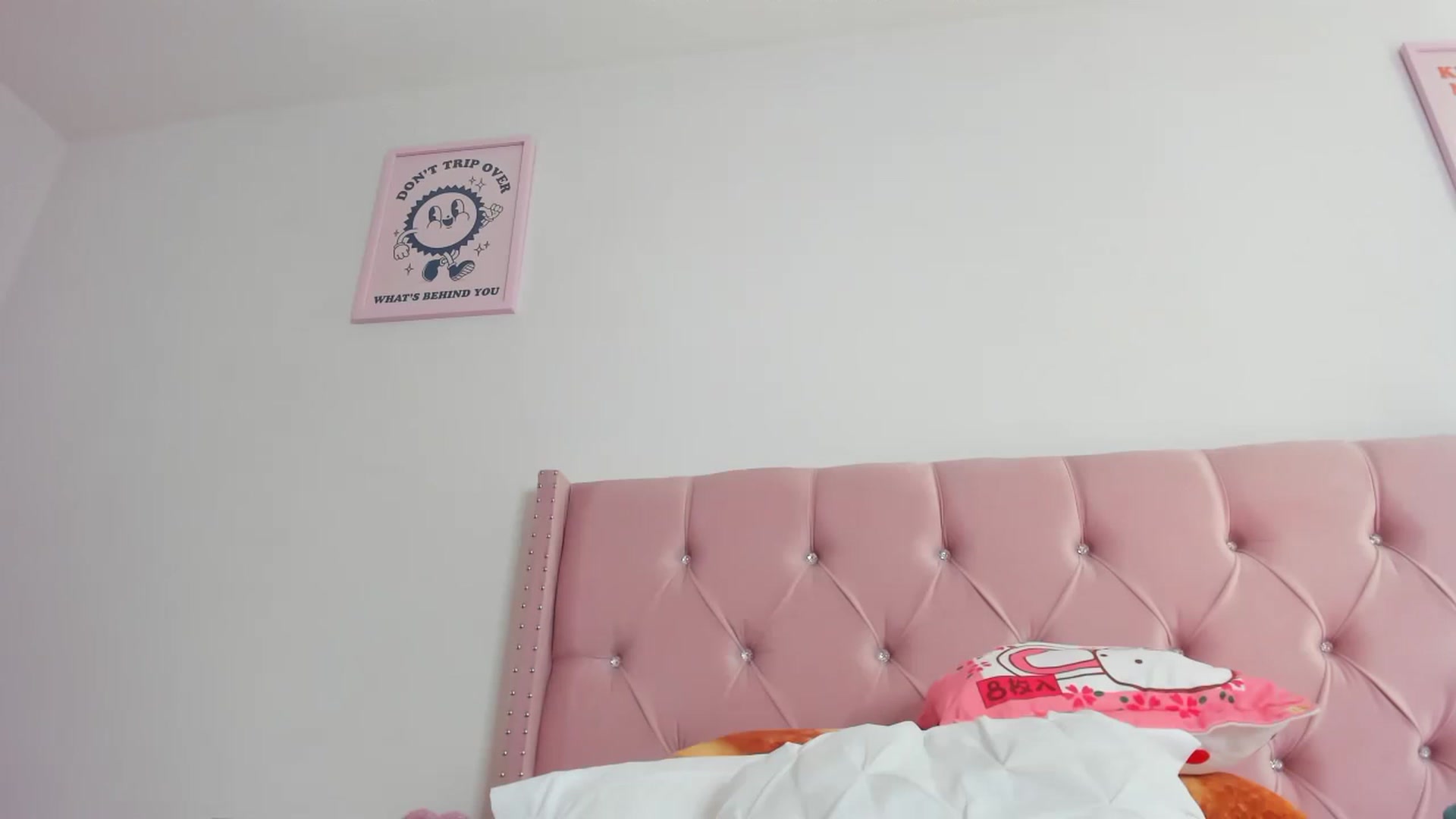 Gallery image thumbnail from Cherrycute666's myfreecams stream on, 06/13/2023, 21:22 image 15 of 20