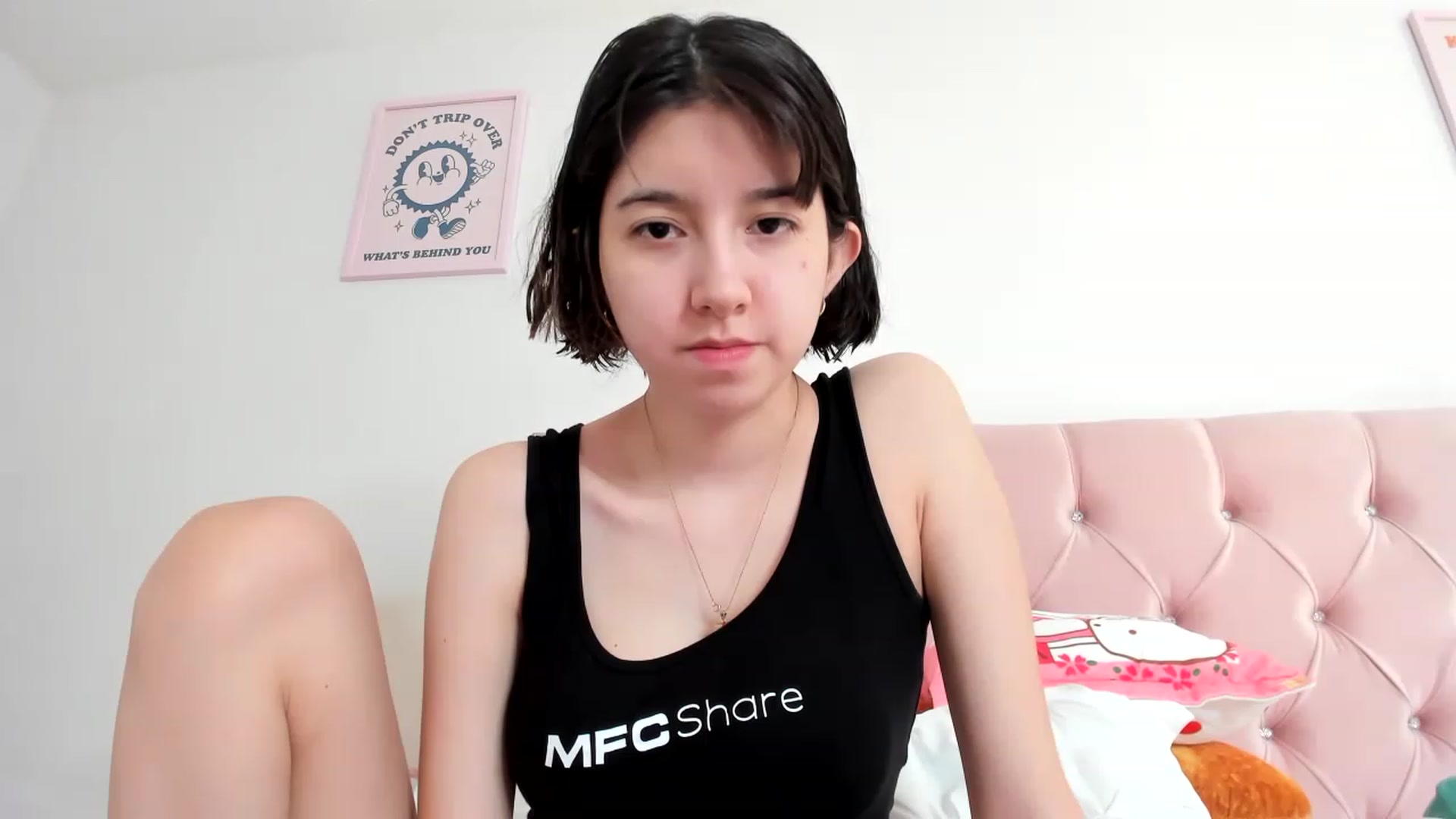 Gallery image thumbnail from Cherrycute666's myfreecams stream on, 06/13/2023, 21:22 image 12 of 20
