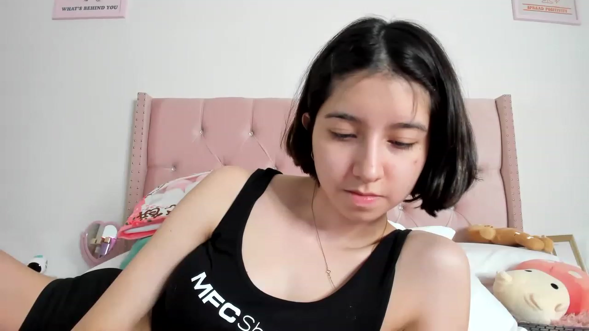 Gallery image thumbnail from Cherrycute666's myfreecams stream on, 06/14/2023, 04:54 image 4 of 20