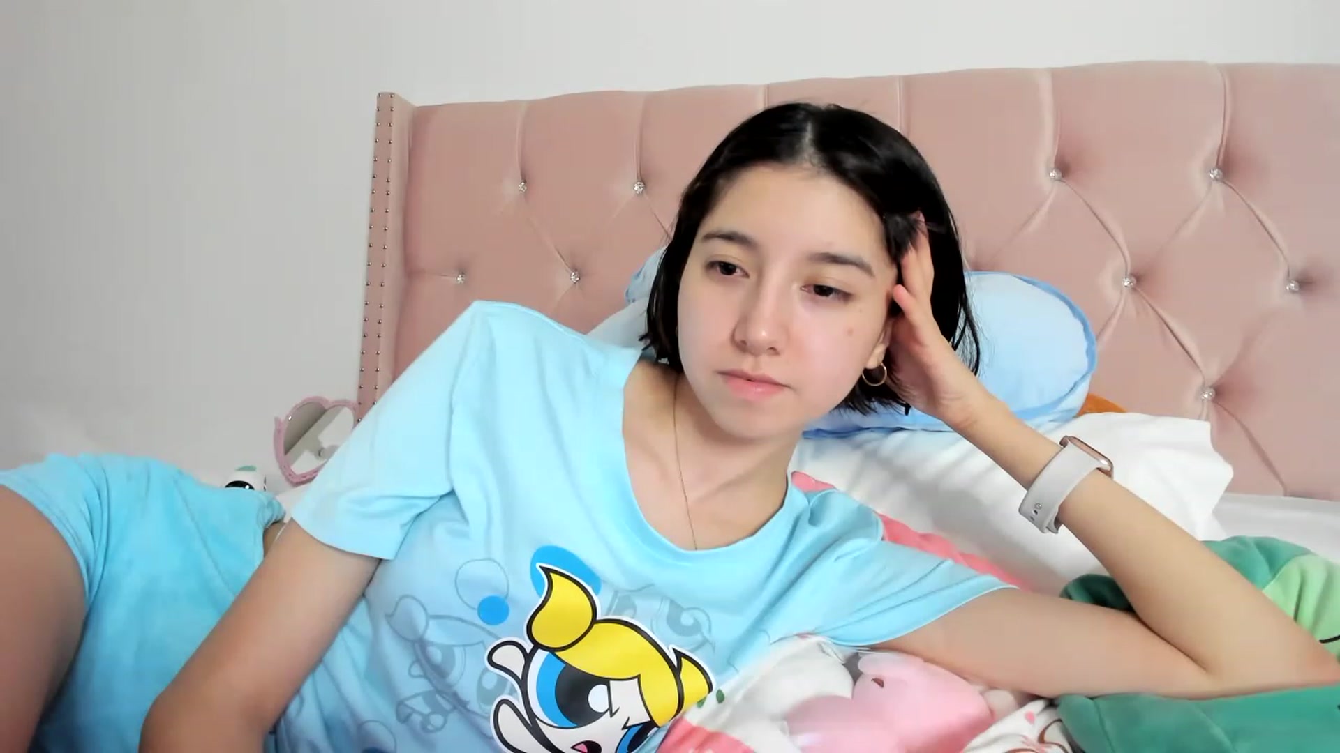 Gallery image thumbnail from Cherrycute666's myfreecams stream on, 06/15/2023, 10:01 image 19 of 20