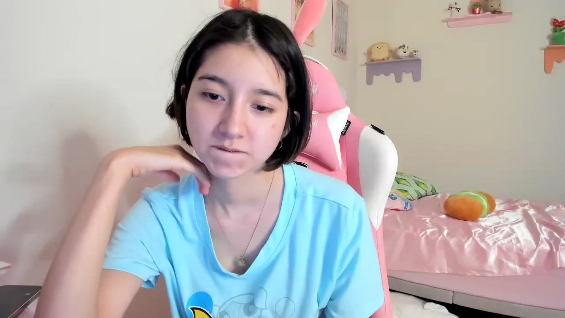 Gallery image thumbnail from Cherrycute666's myfreecams stream on, 06/16/2023, 04:37 image 18 of 20