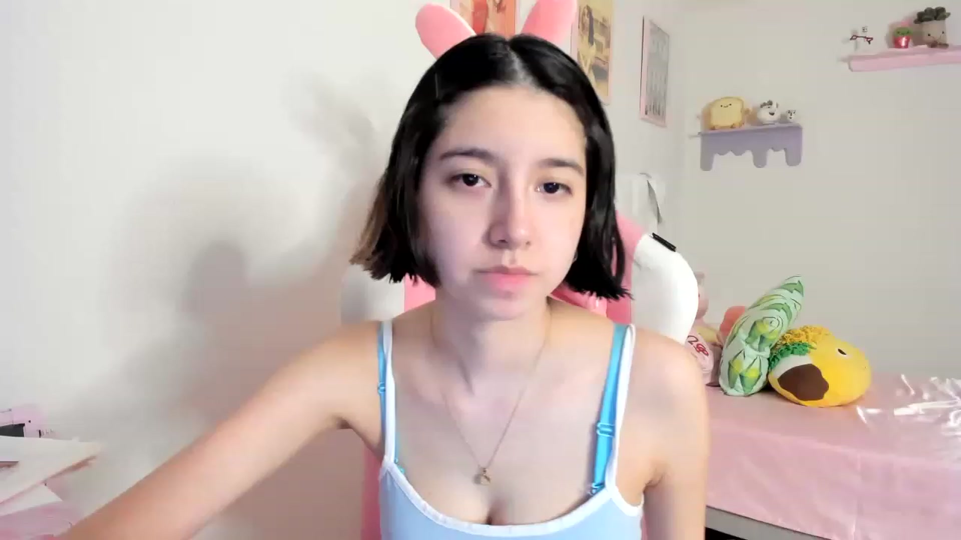 Gallery image thumbnail from Cherrycute666's myfreecams stream on, 06/16/2023, 09:40 image 2 of 20