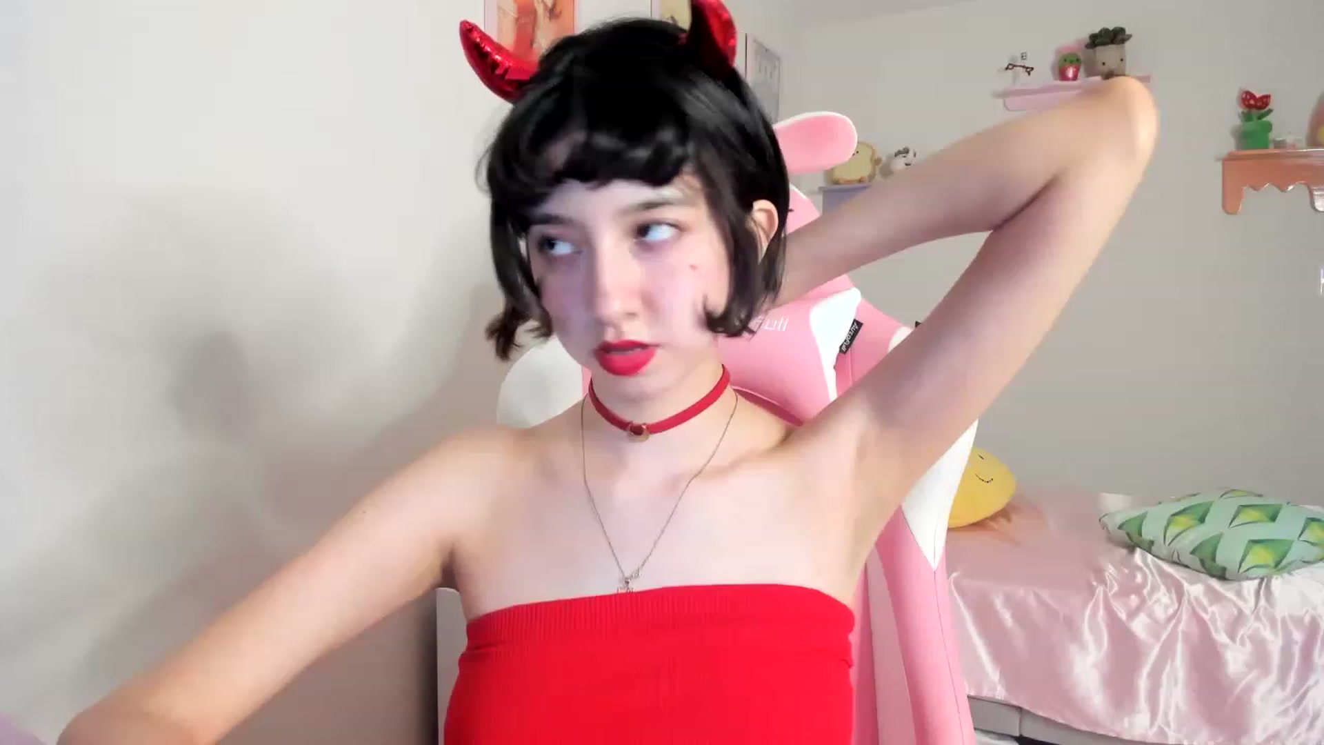 Gallery image thumbnail from Cherrycute666's myfreecams stream on, 06/17/2023, 06:48 image 17 of 20
