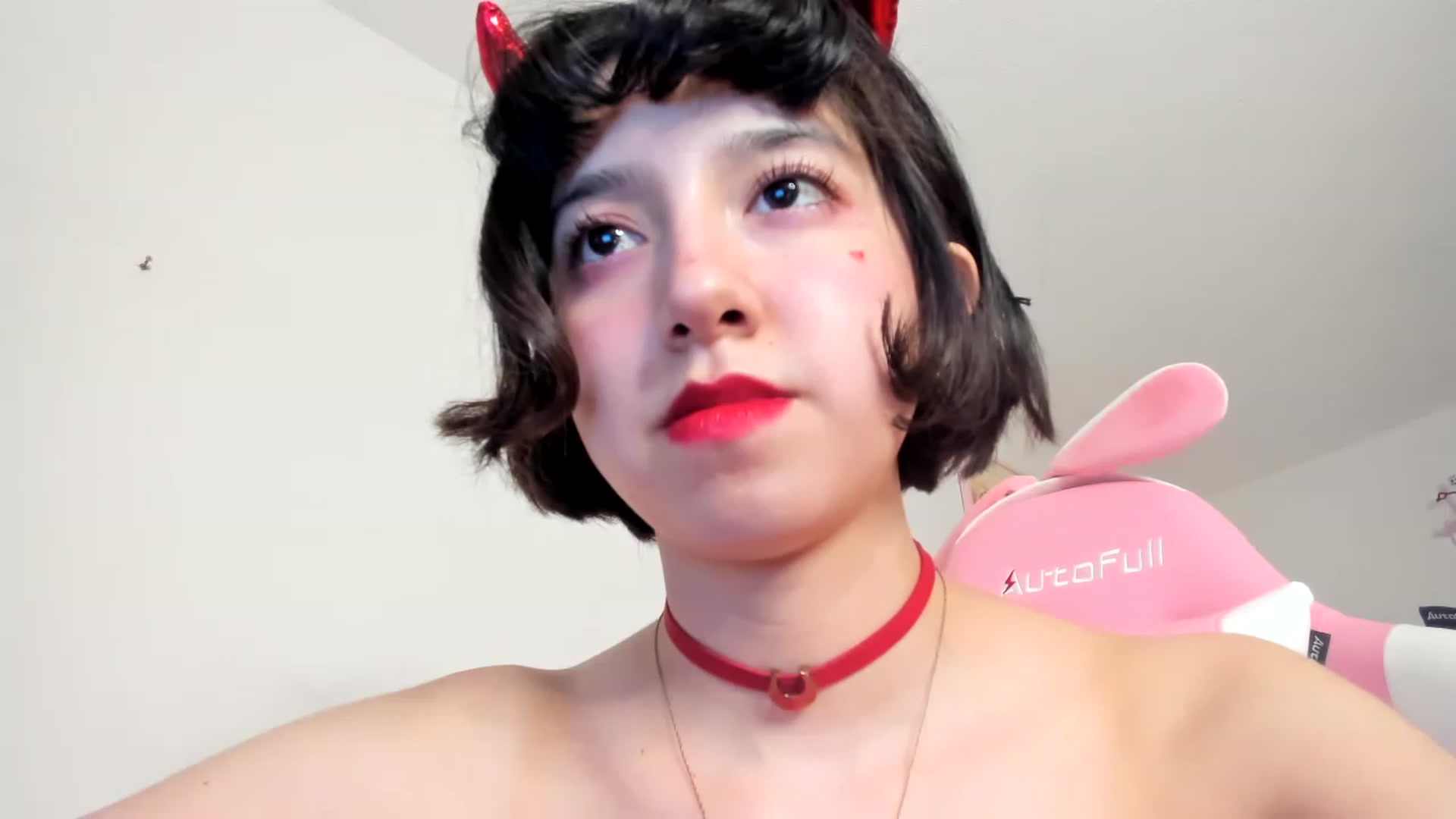 Gallery image thumbnail from Cherrycute666's myfreecams stream on, 06/17/2023, 06:48 image 10 of 20