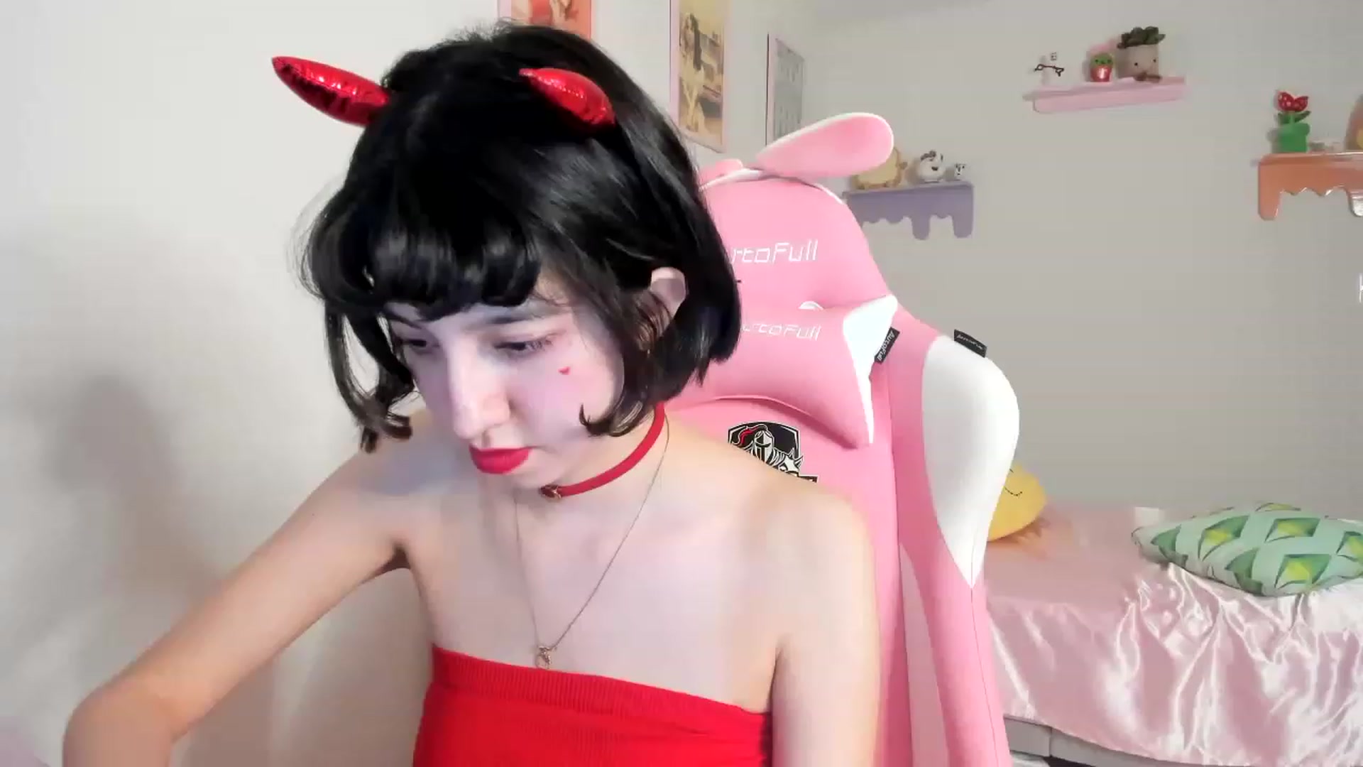 Gallery image thumbnail from Cherrycute666's myfreecams stream on, 06/17/2023, 06:48 image 18 of 20