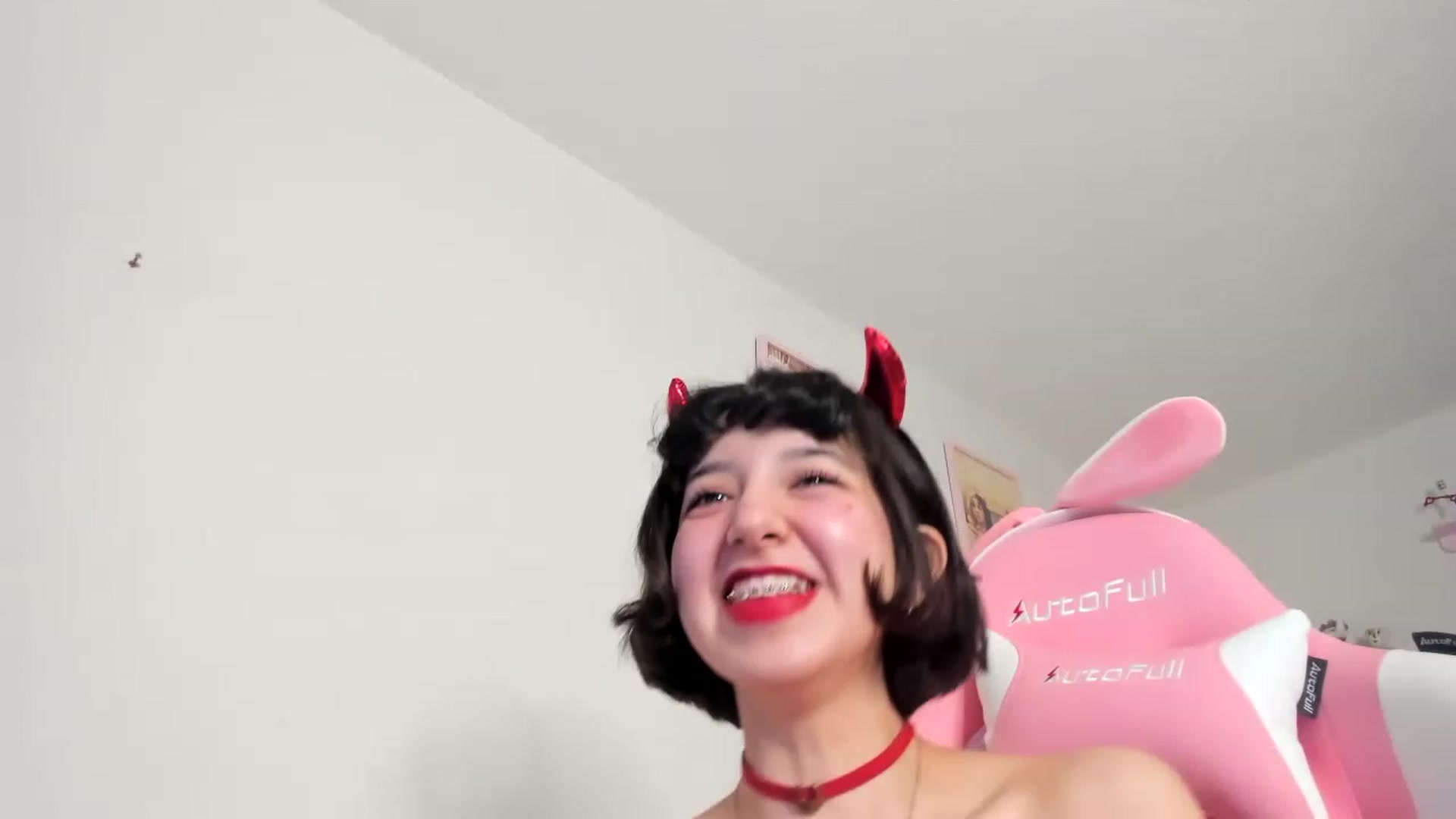 Gallery image thumbnail from Cherrycute666's myfreecams stream on, 06/17/2023, 06:48 image 9 of 20