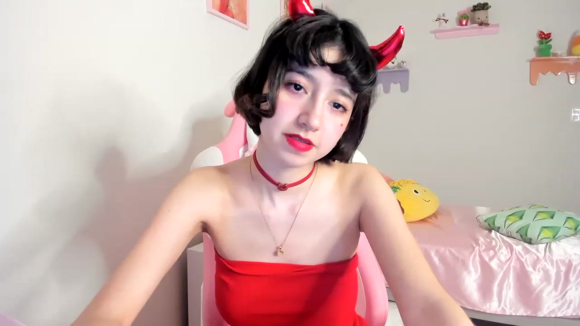 Gallery image thumbnail from Cherrycute666's myfreecams stream on, 06/17/2023, 09:07 image 3 of 20