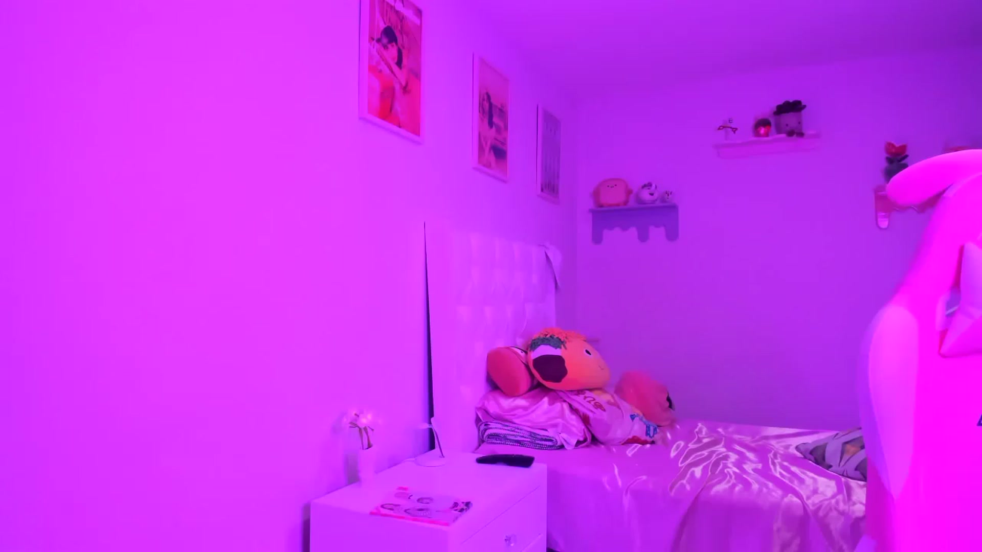 Gallery image thumbnail from Cherrycute666's myfreecams stream on, 06/17/2023, 09:07 image 19 of 20