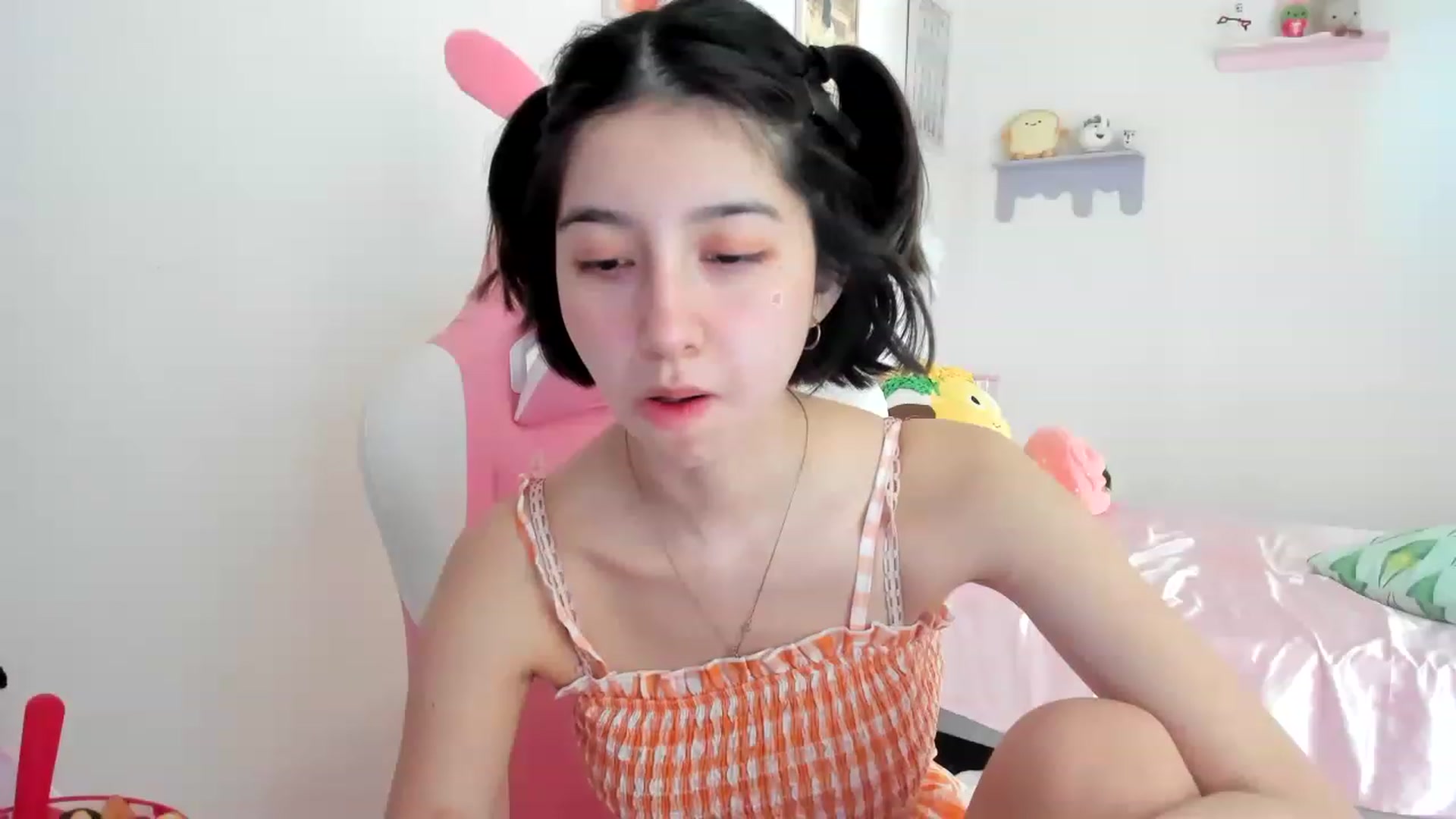 Gallery image thumbnail from Cherrycute666's myfreecams stream on, 06/17/2023, 23:00 image 3 of 20
