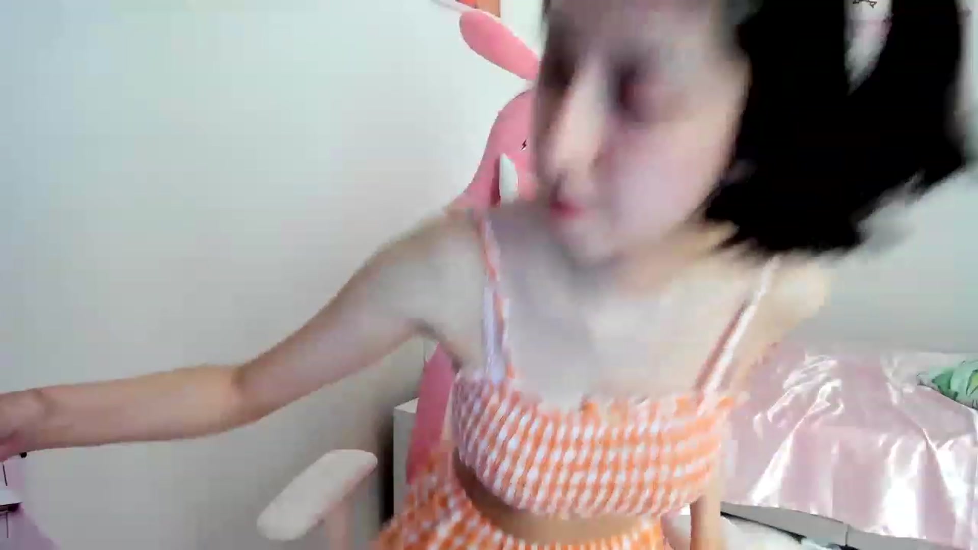 Gallery image thumbnail from Cherrycute666's myfreecams stream on, 06/18/2023, 24:02 image 14 of 20