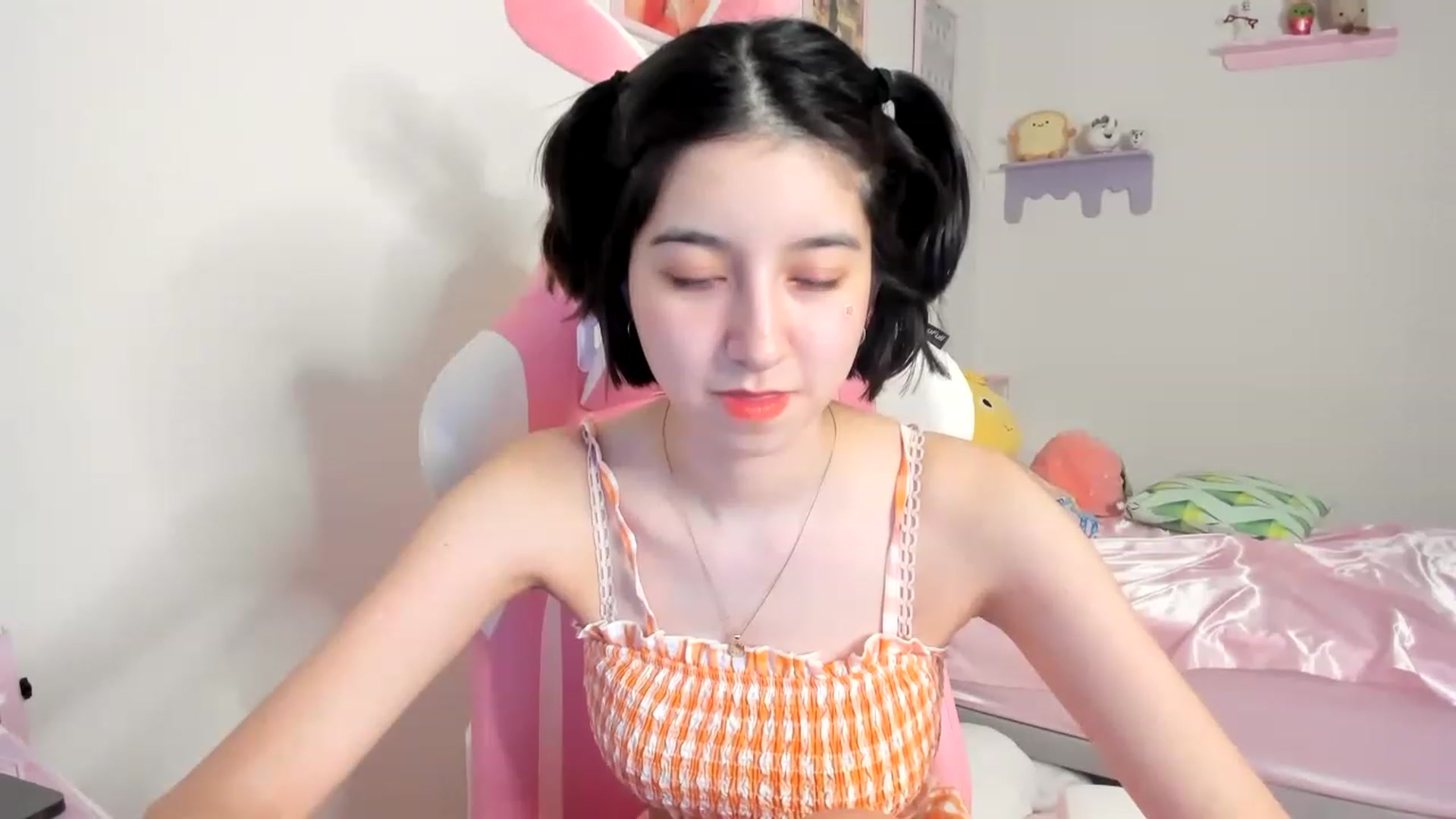 Gallery image thumbnail from Cherrycute666's myfreecams stream on, 06/18/2023, 05:57 image 14 of 20