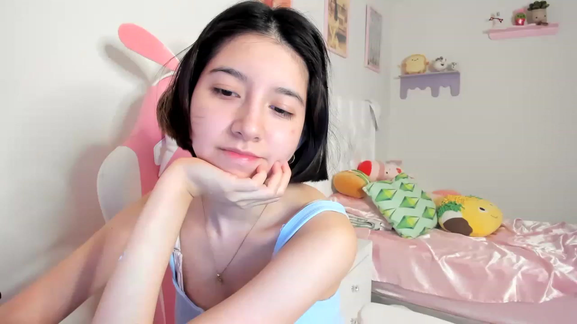 Gallery image thumbnail from Cherrycute666's myfreecams stream on, 06/19/2023, 02:28 image 15 of 20