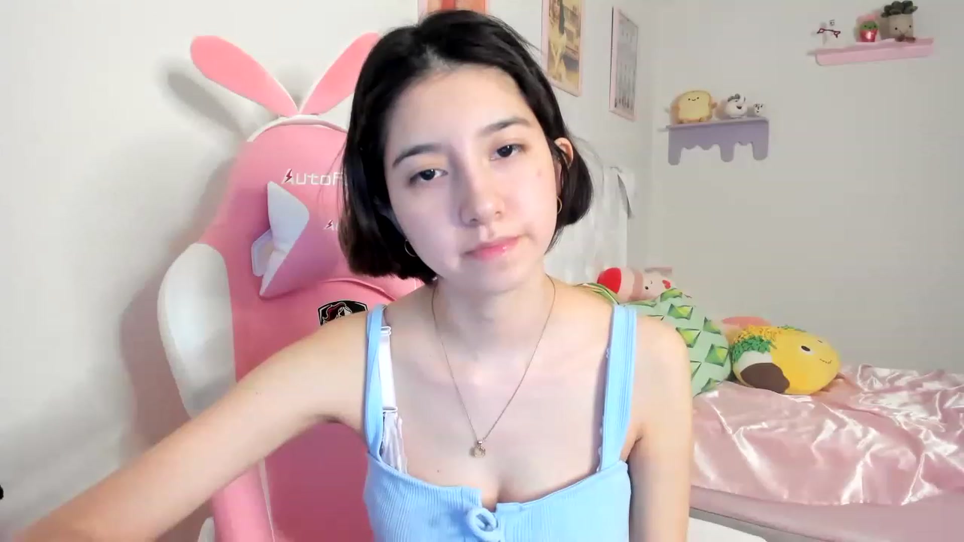 Gallery image thumbnail from Cherrycute666's myfreecams stream on, 06/19/2023, 02:28 image 7 of 20