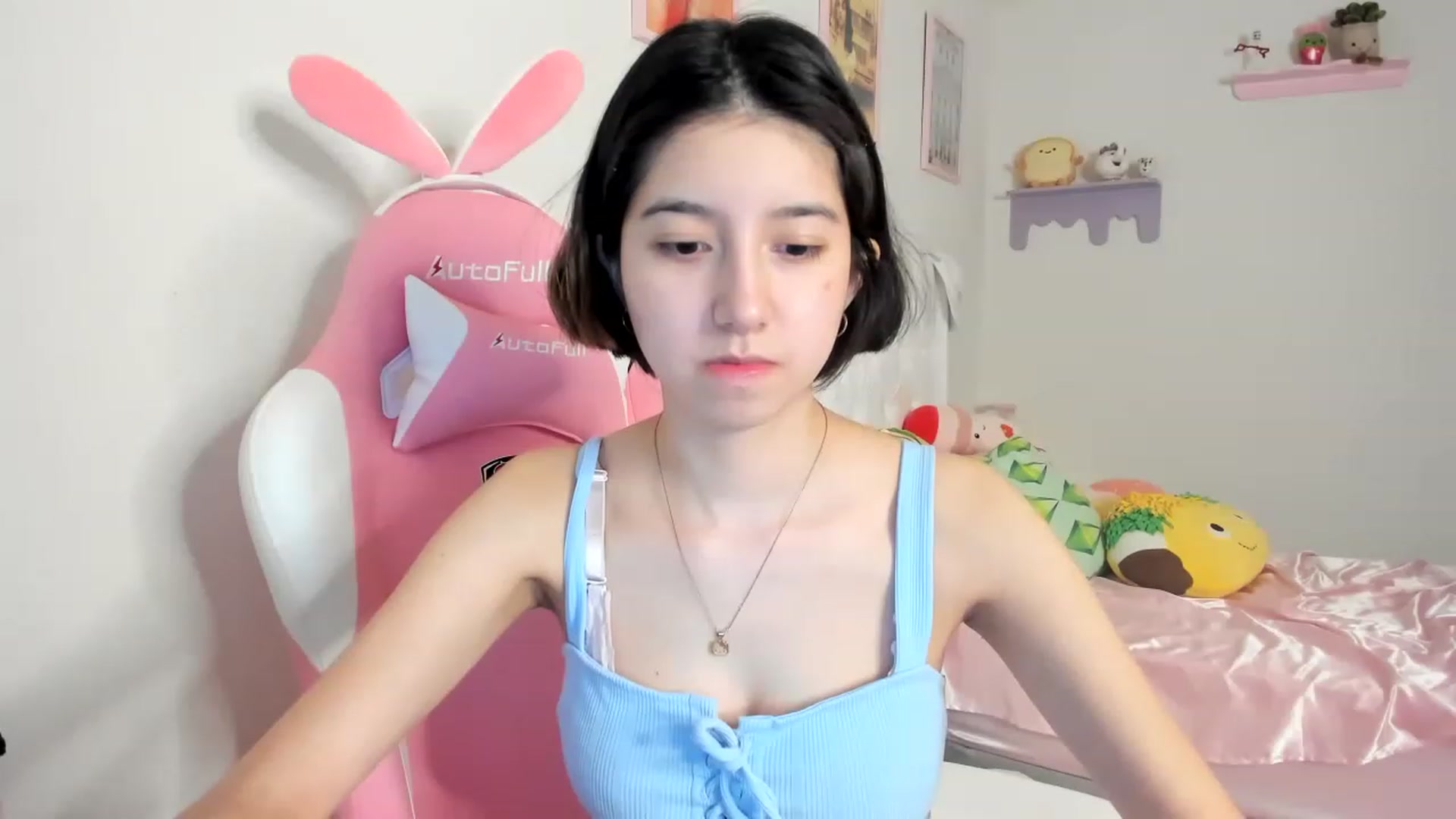 Gallery image thumbnail from Cherrycute666's myfreecams stream on, 06/19/2023, 02:28 image 2 of 20