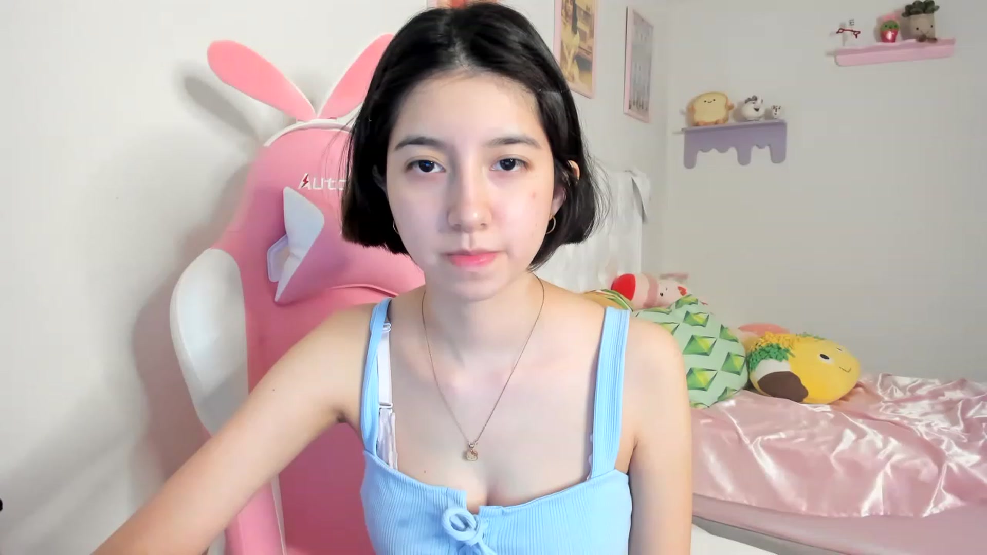 Gallery image thumbnail from Cherrycute666's myfreecams stream on, 06/19/2023, 02:28 image 3 of 20