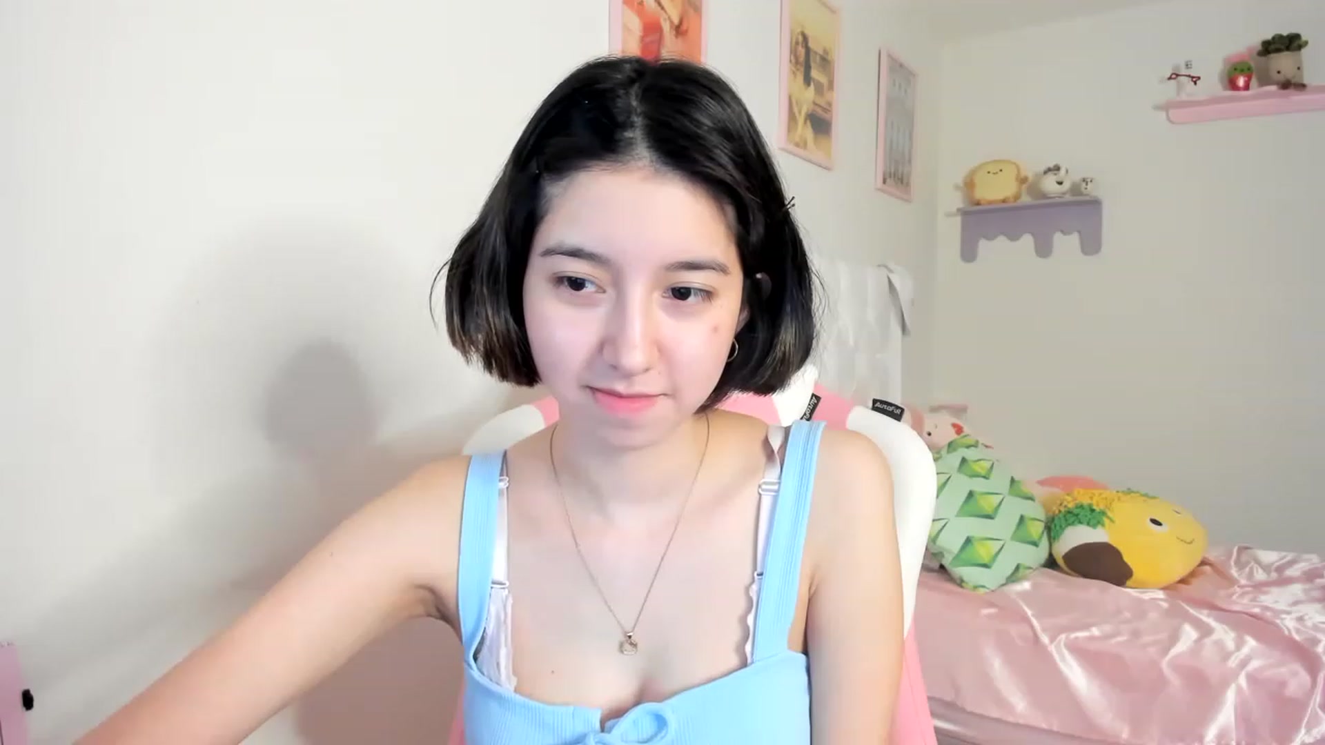 Gallery image thumbnail from Cherrycute666's myfreecams stream on, 06/19/2023, 06:39 image 8 of 20