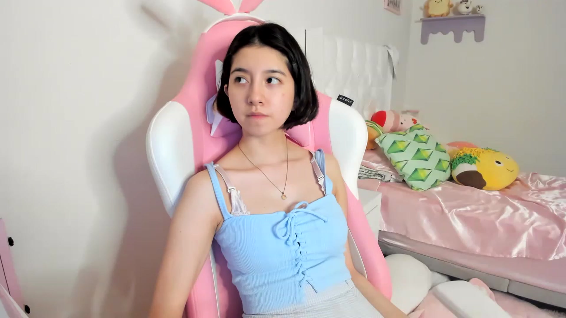 Gallery image thumbnail from Cherrycute666's myfreecams stream on, 06/19/2023, 06:39 image 15 of 20